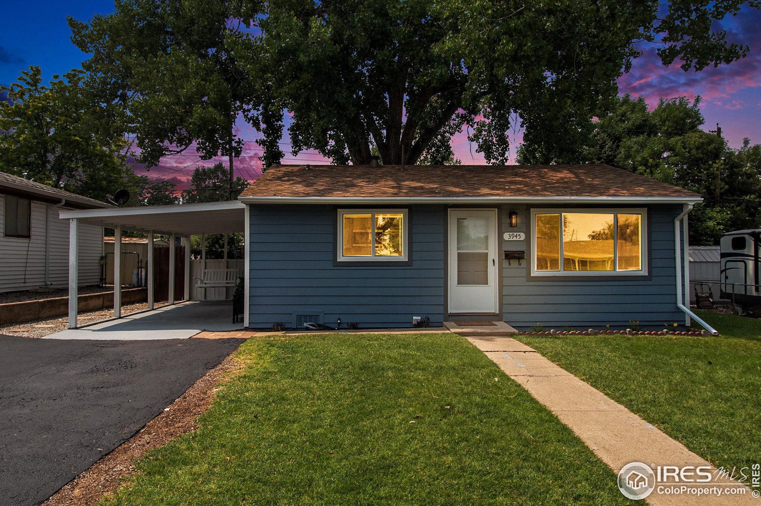 3945 S Grove St, Englewood, CO 80110