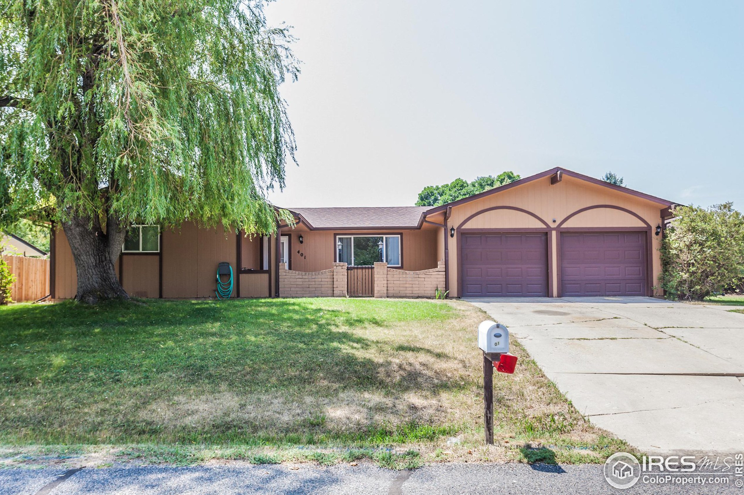 401 Diamond Dr, Fort Collins, CO 80525-4219