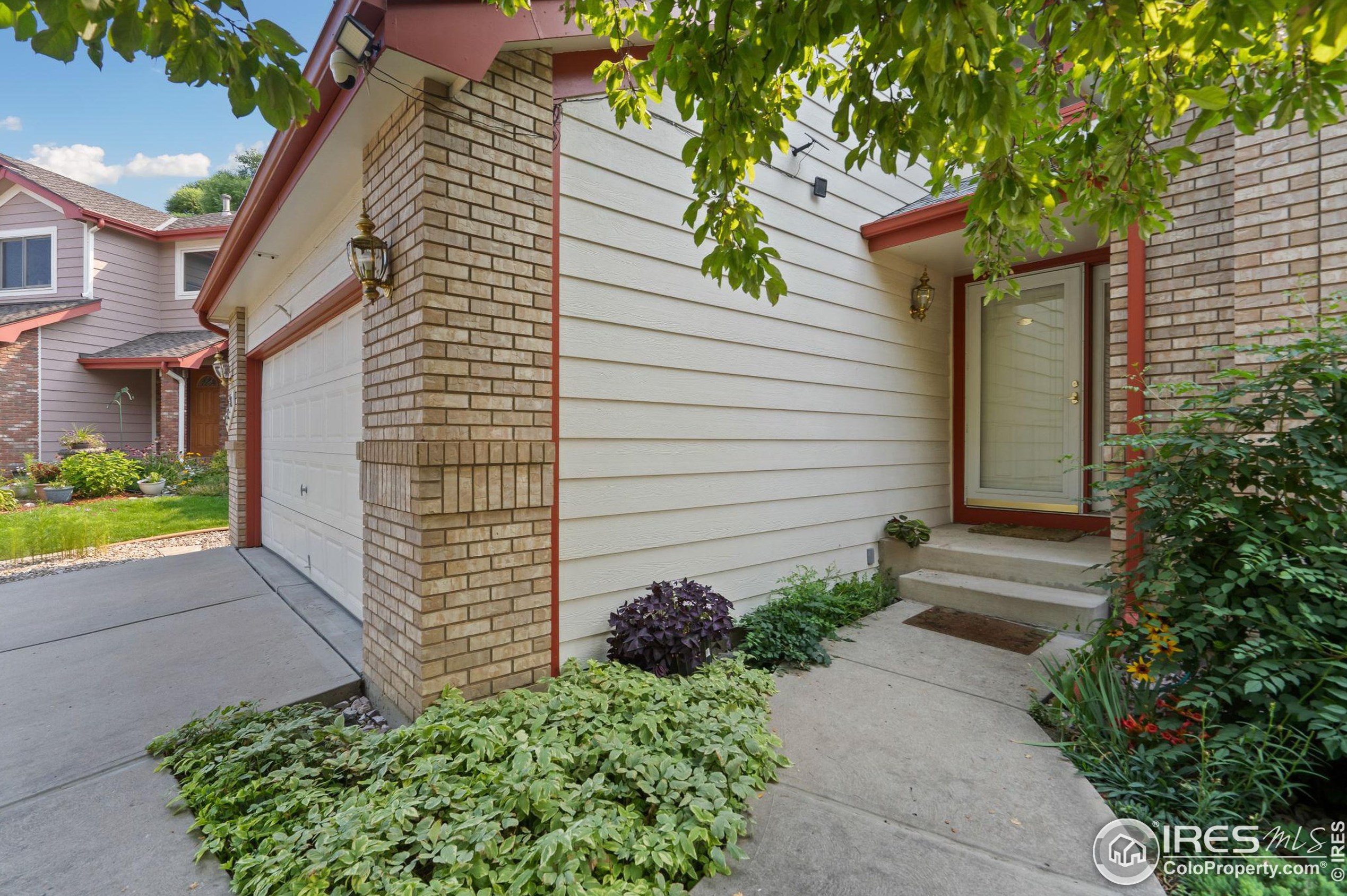 2213 Gemstone Ct, Fort Collins, CO 80525