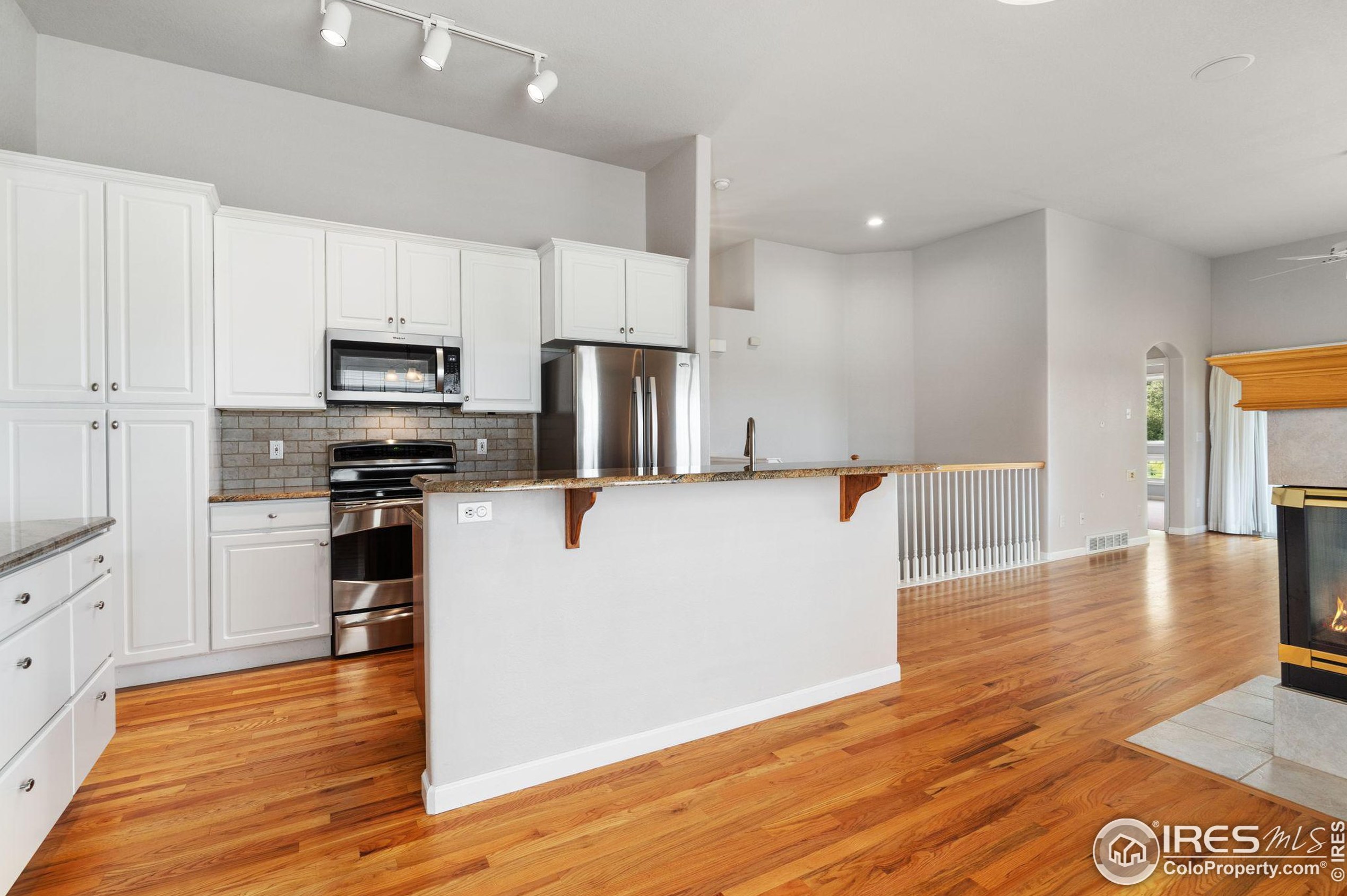 5726 Crestwood Dr, Fort Collins, CO 80528