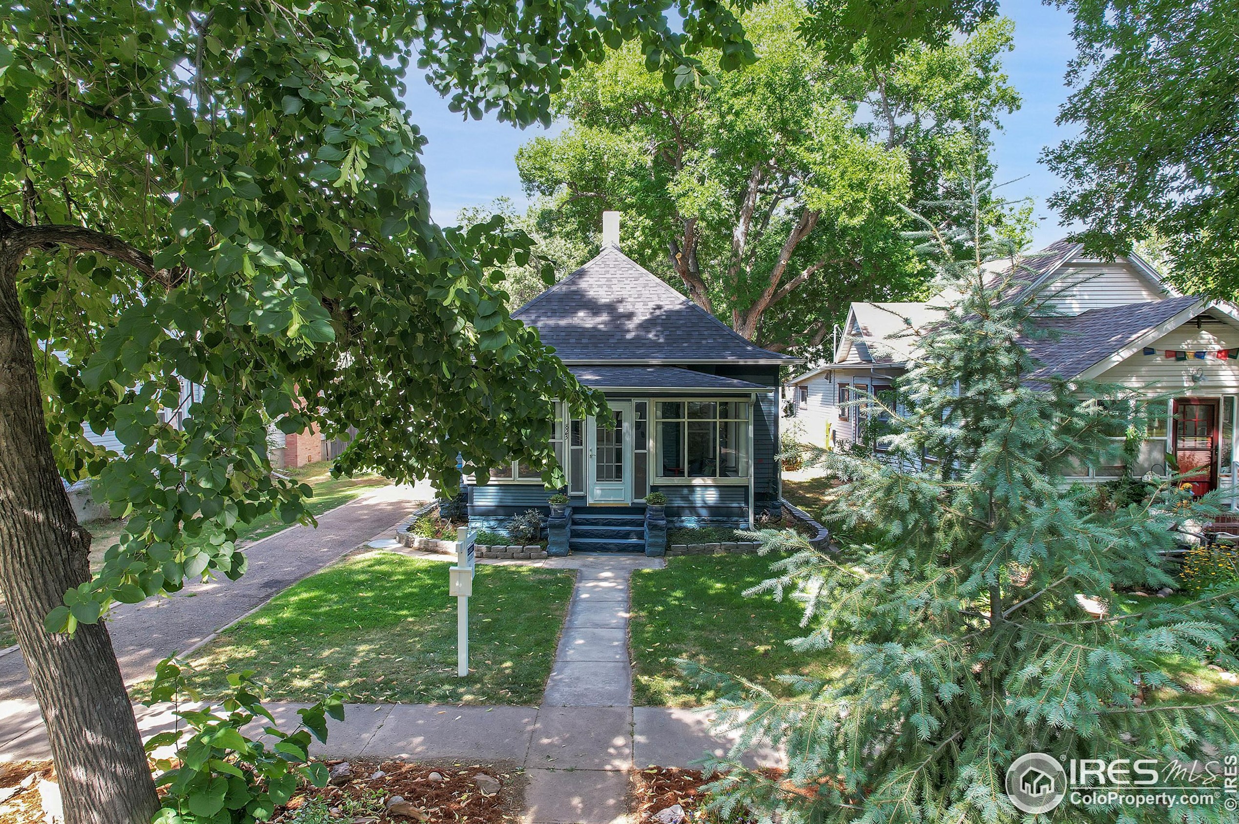 823 Collyer St, Longmont, CO 80501-5030