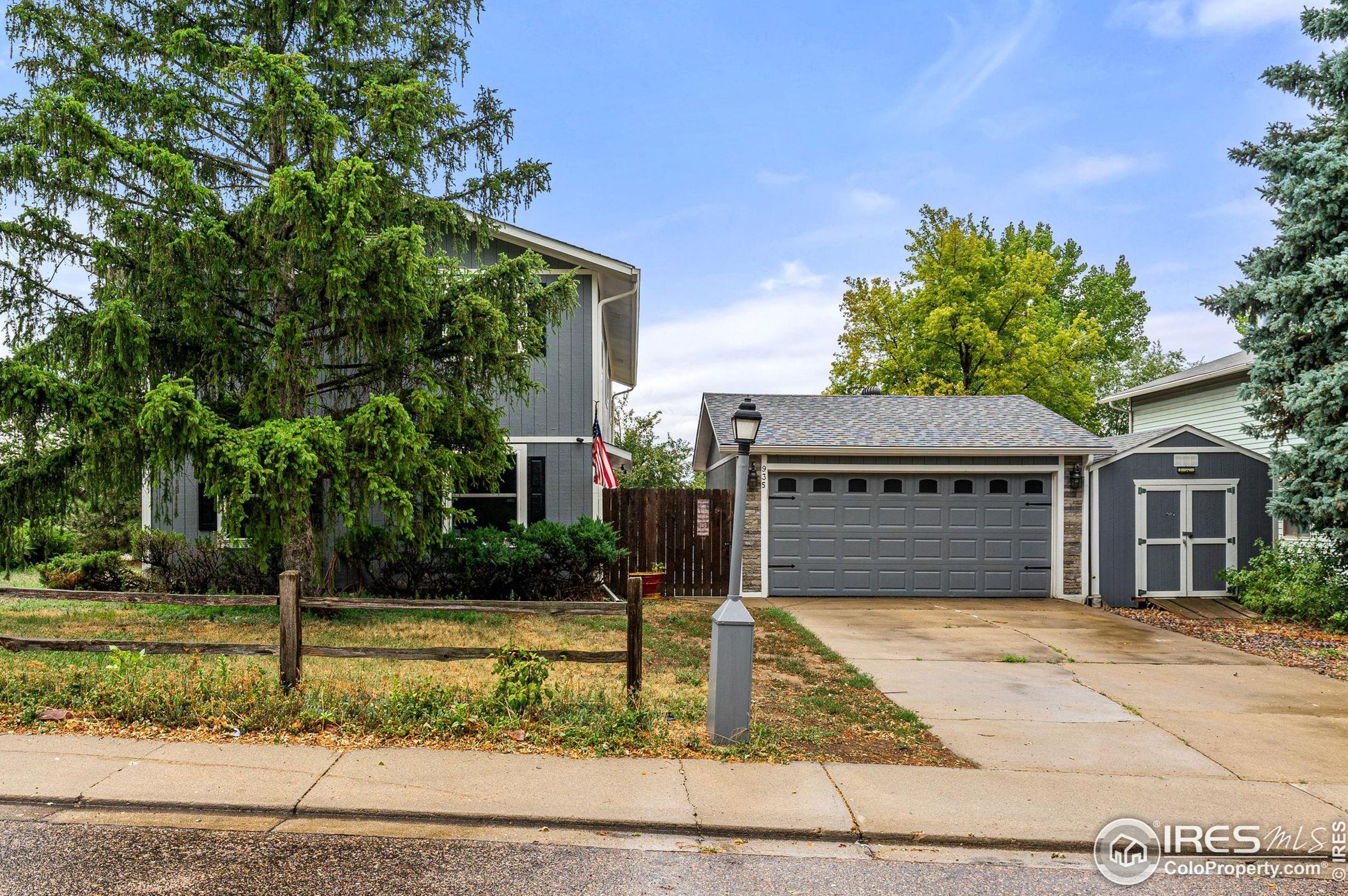 935 Yew Ct, Longmont, CO 80504