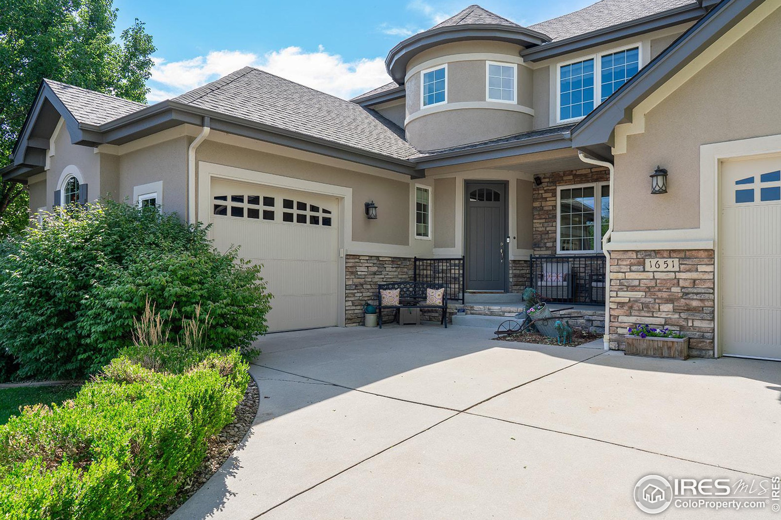 1651 Stardance Cir, Longmont, CO 80504-8812