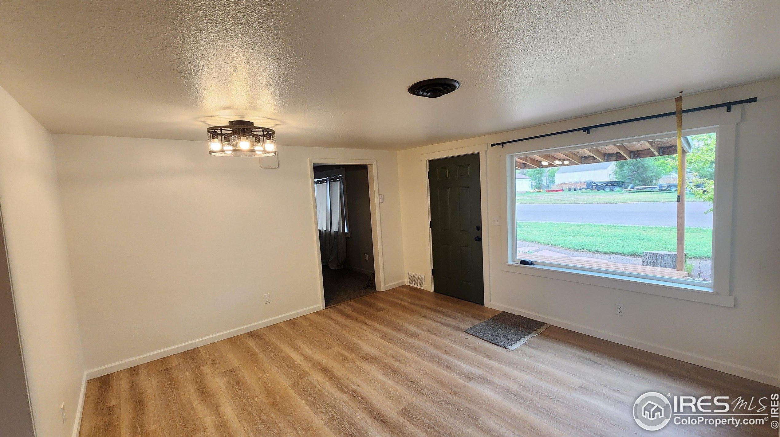 324 N 3rd Ave, Sterling, CO 80751