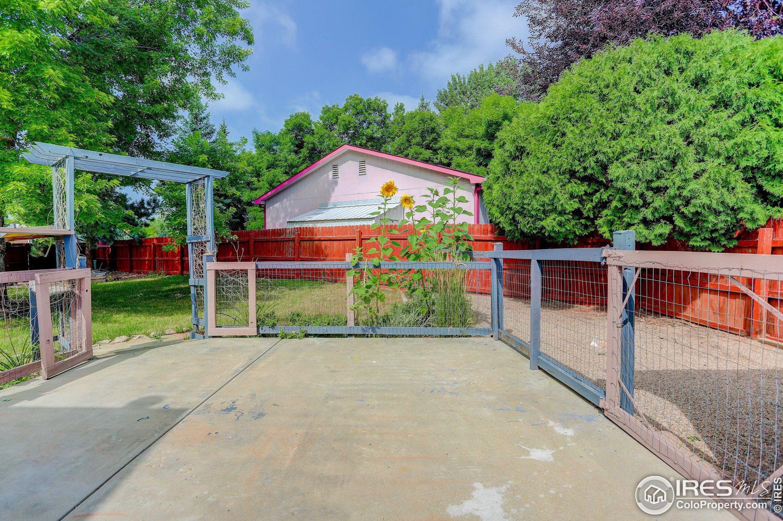 819 Woodland Way, Fort Collins CO  80526-4148 exterior