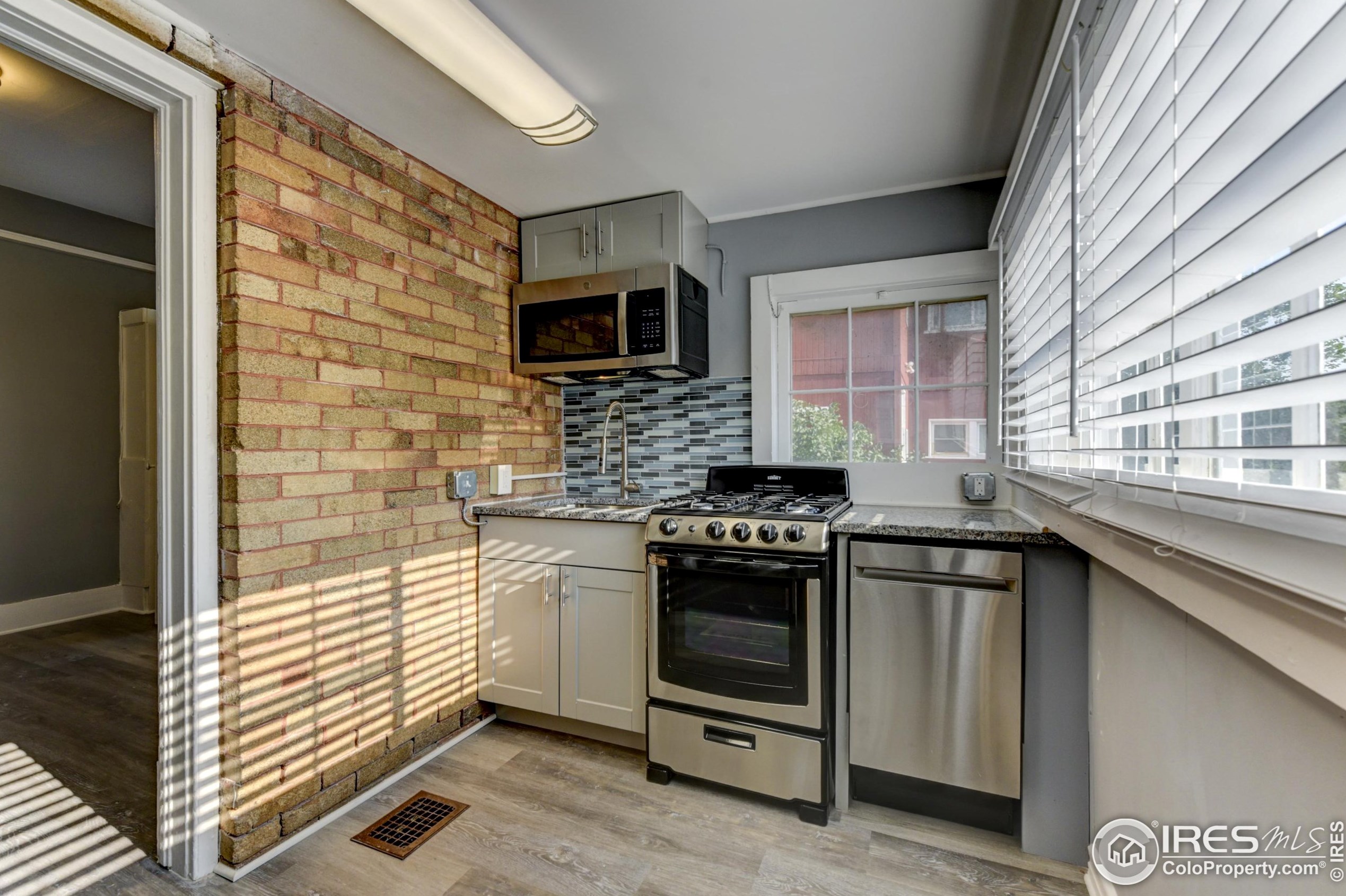 1012 15th St, Boulder, CO 80302-7370
