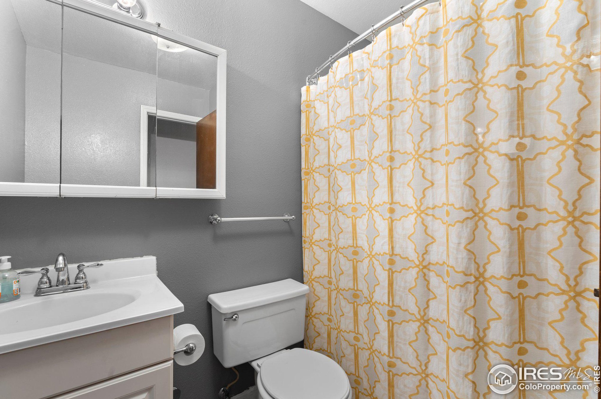 5641 63rd Ave, Arvada CO  80003-5117 exterior