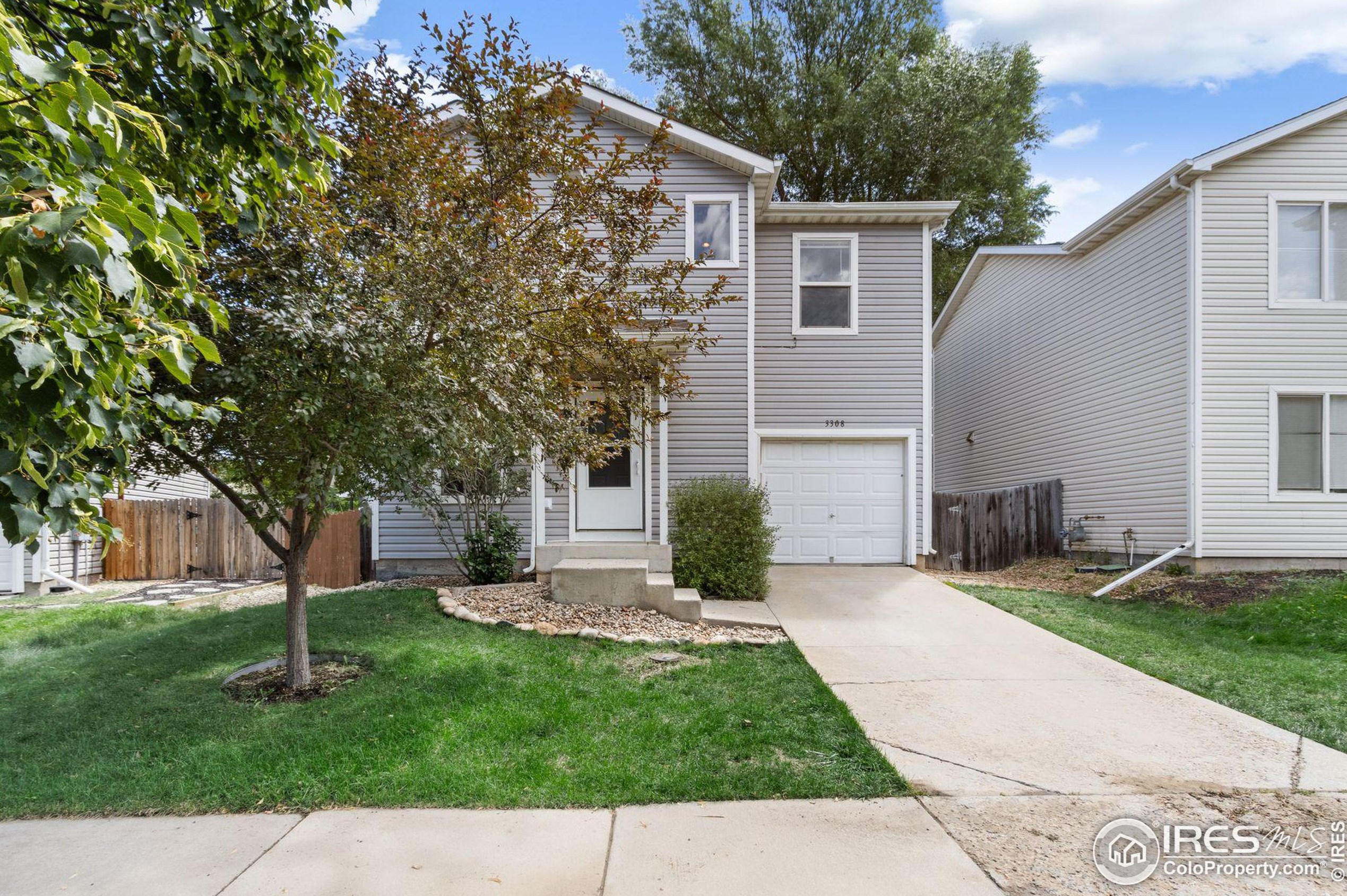 3308 Warren Farm Dr, Fort Collins, CO 80526