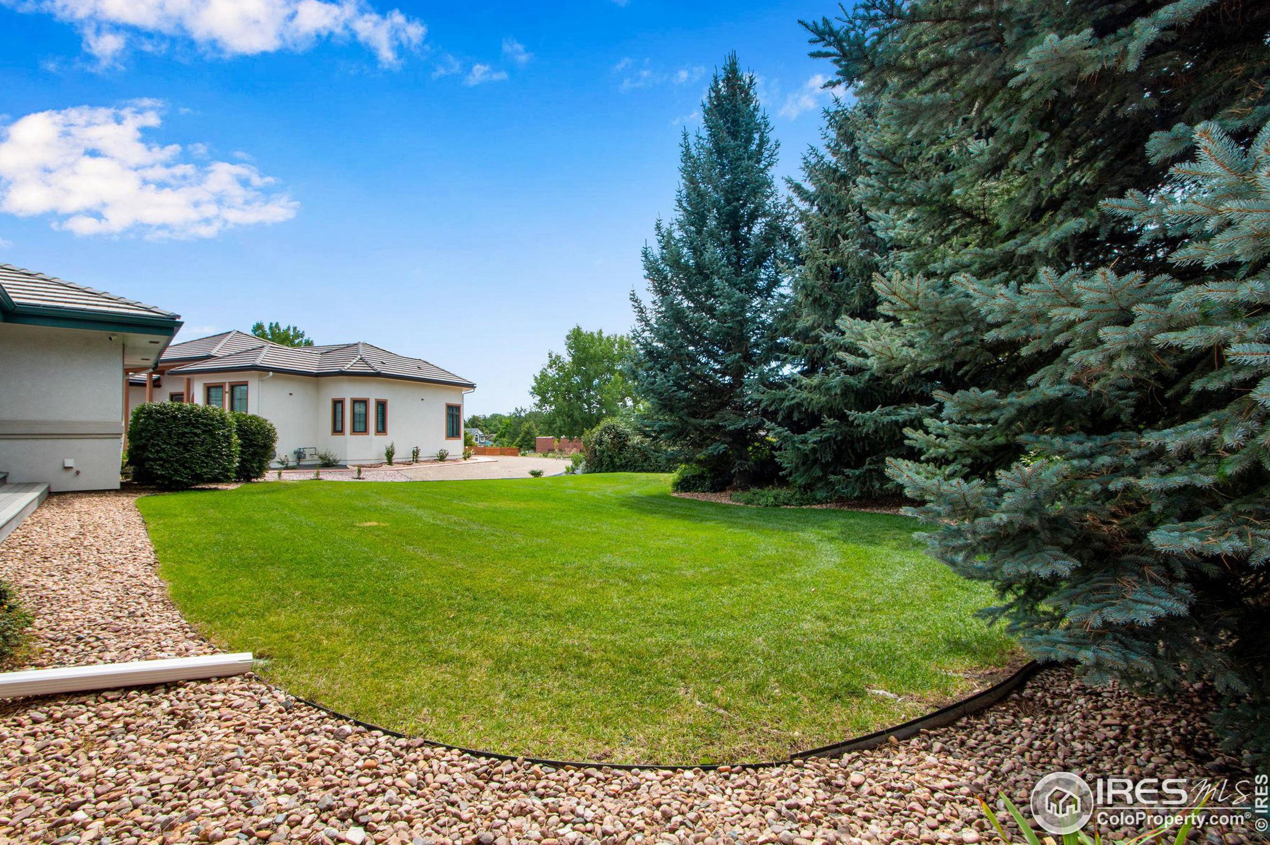 398 High Pointe Dr, Fort Collins CO  80525-3284 exterior