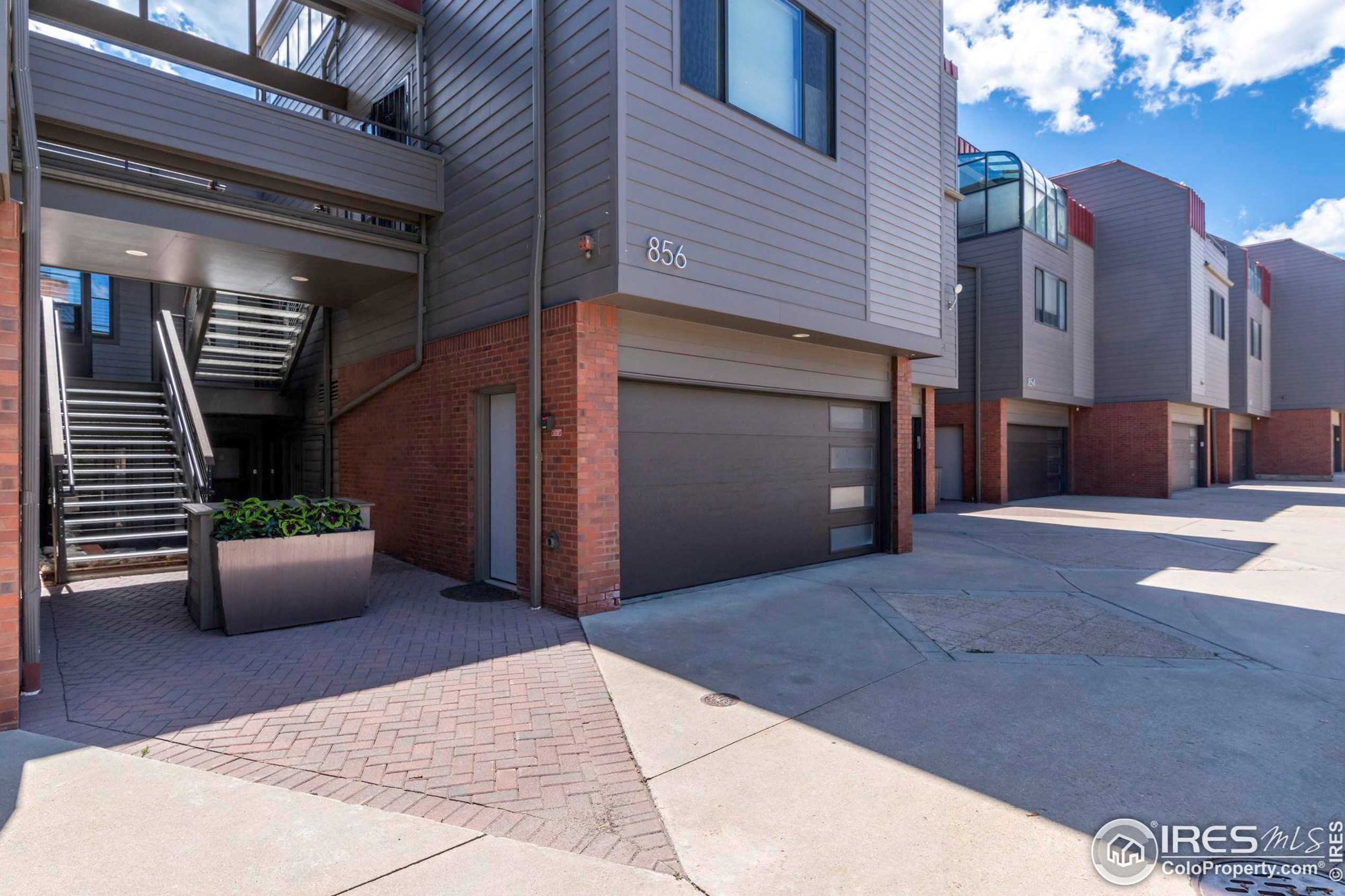 856 Walnut St, Boulder, CO 80302-3602