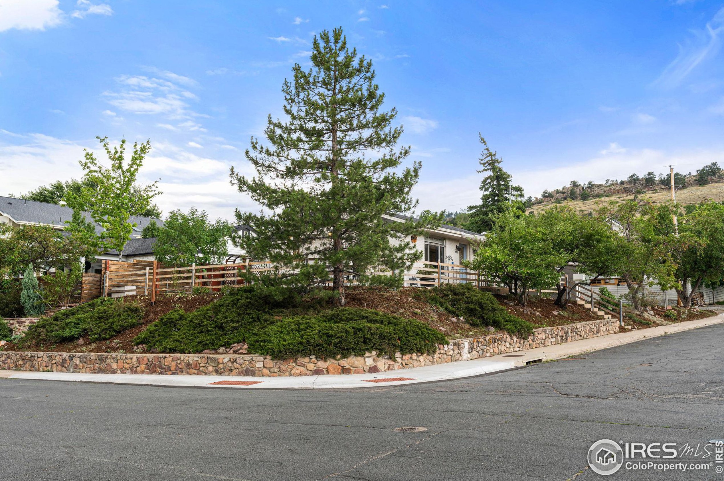 550 Cedar Ave, Boulder CO 80304-3023 exterior