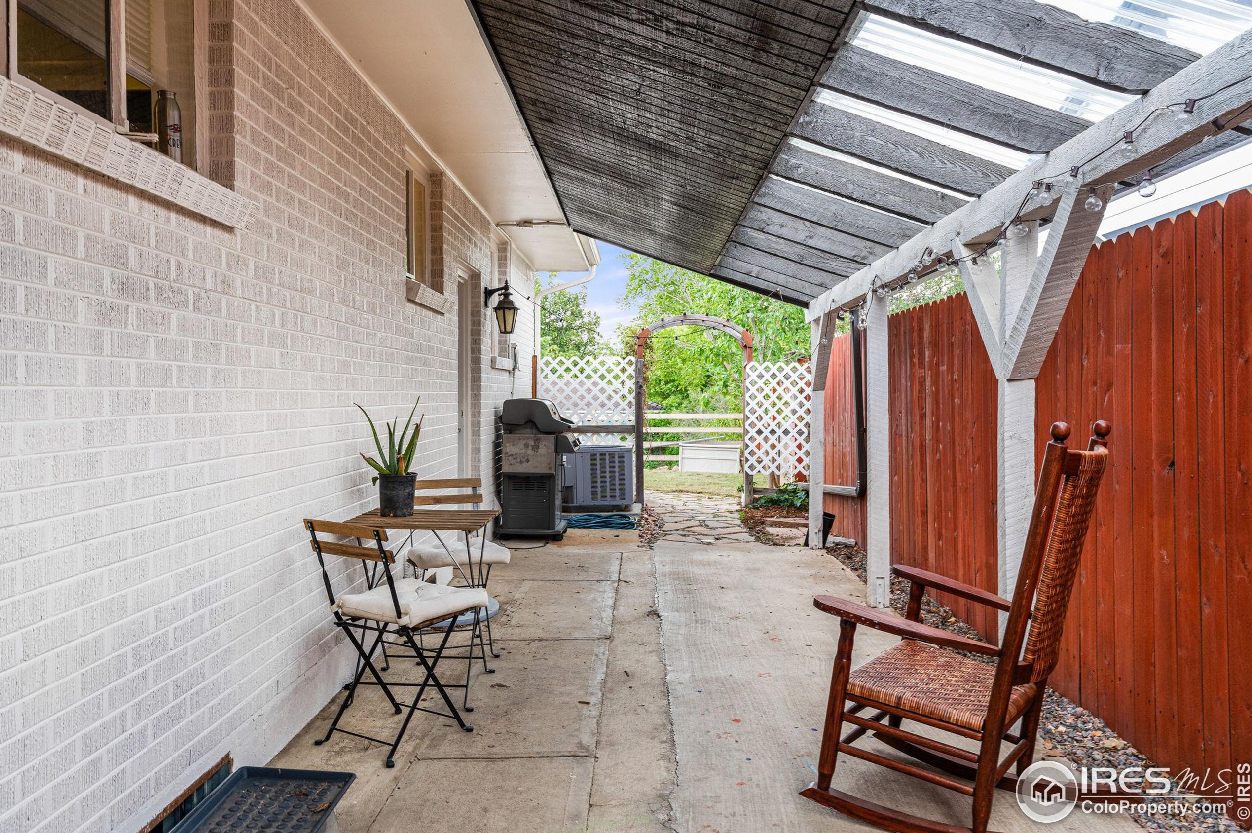 550 Cedar Ave, Boulder CO 80304-3023 exterior