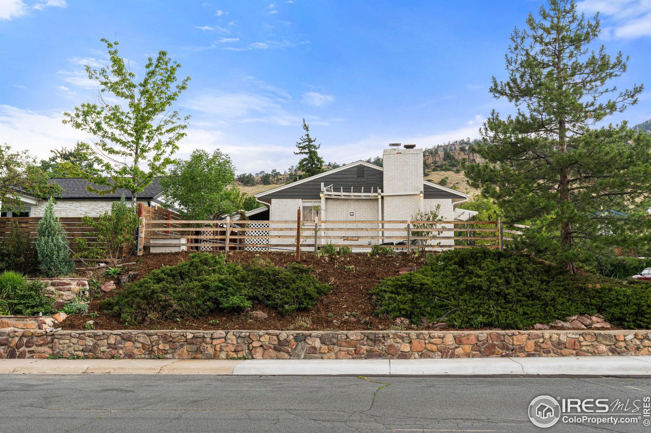 550 Cedar Ave, Boulder CO 80304-3023 exterior