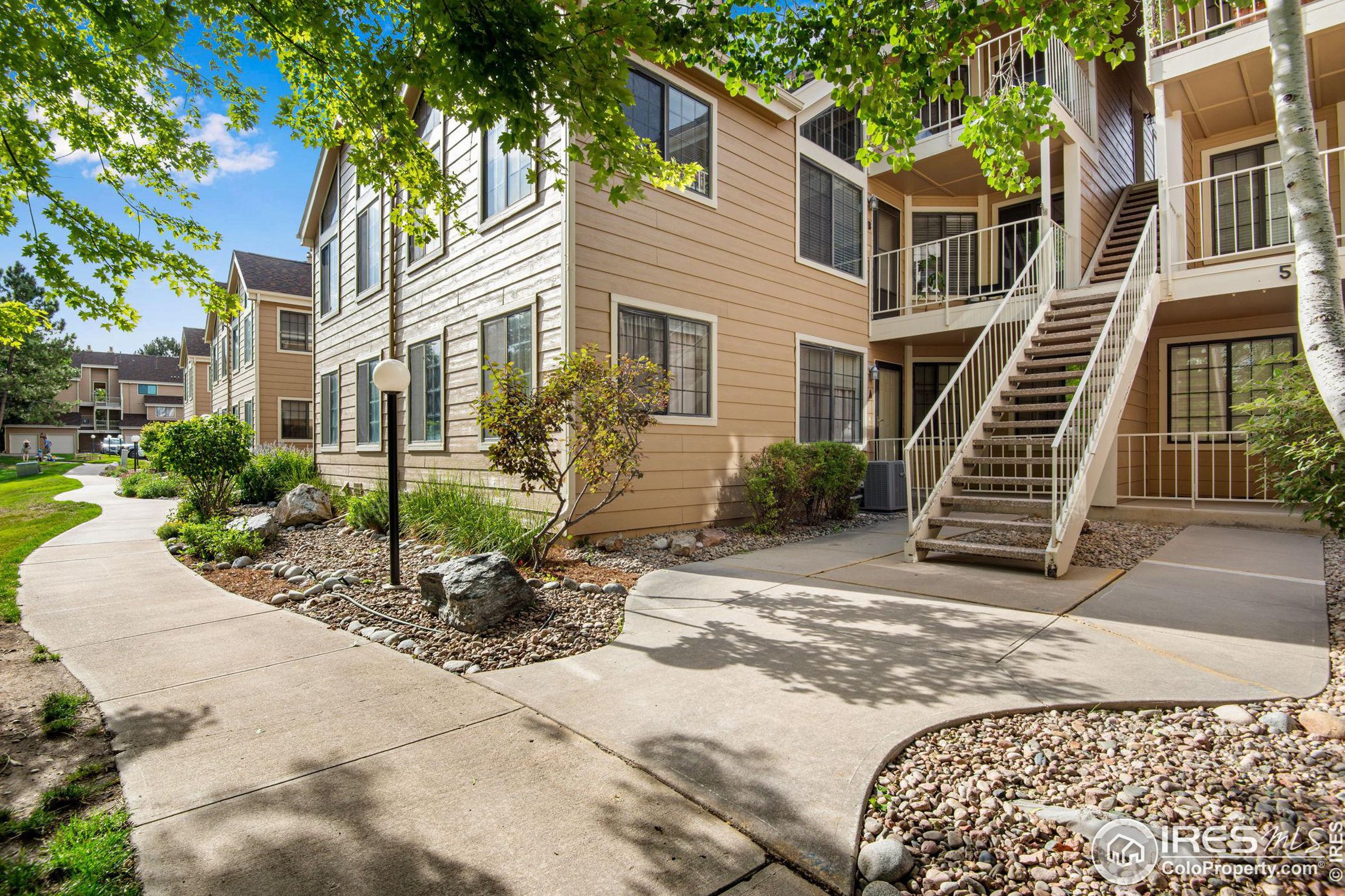 5934 Gunbarrel Ave, Boulder, CO 80301-6733