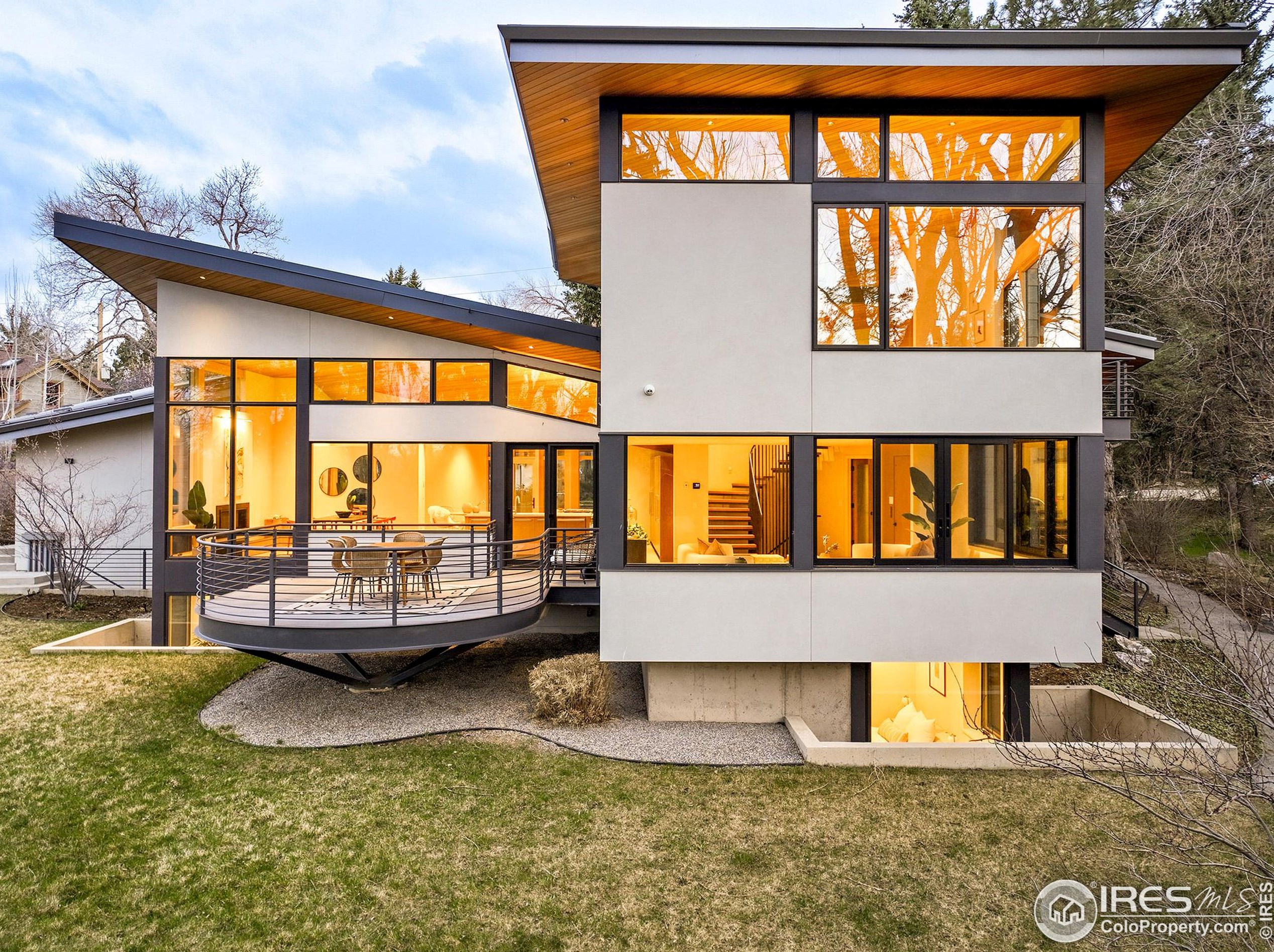 633 College Ave, Boulder CO  80302-7135 exterior