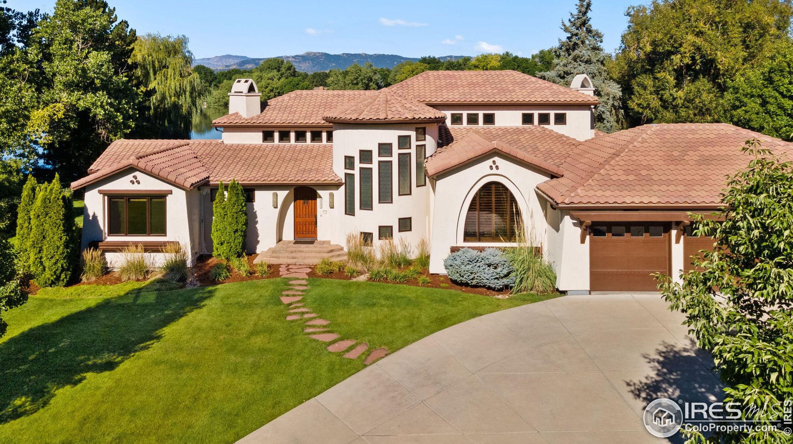 2305 Brookwood Dr, Fort Collins, CO 80525