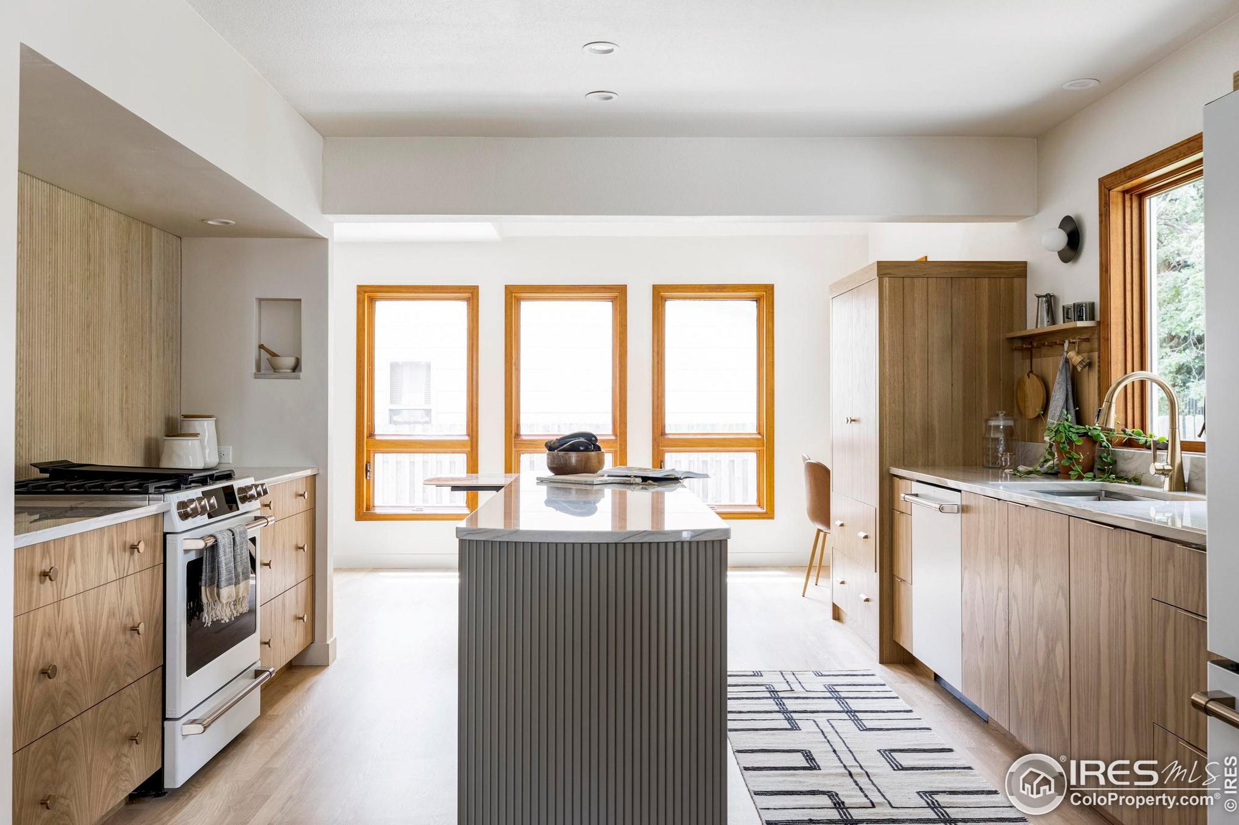 2307 Creekwood Dr, Fort Collins CO  80525-2065 exterior