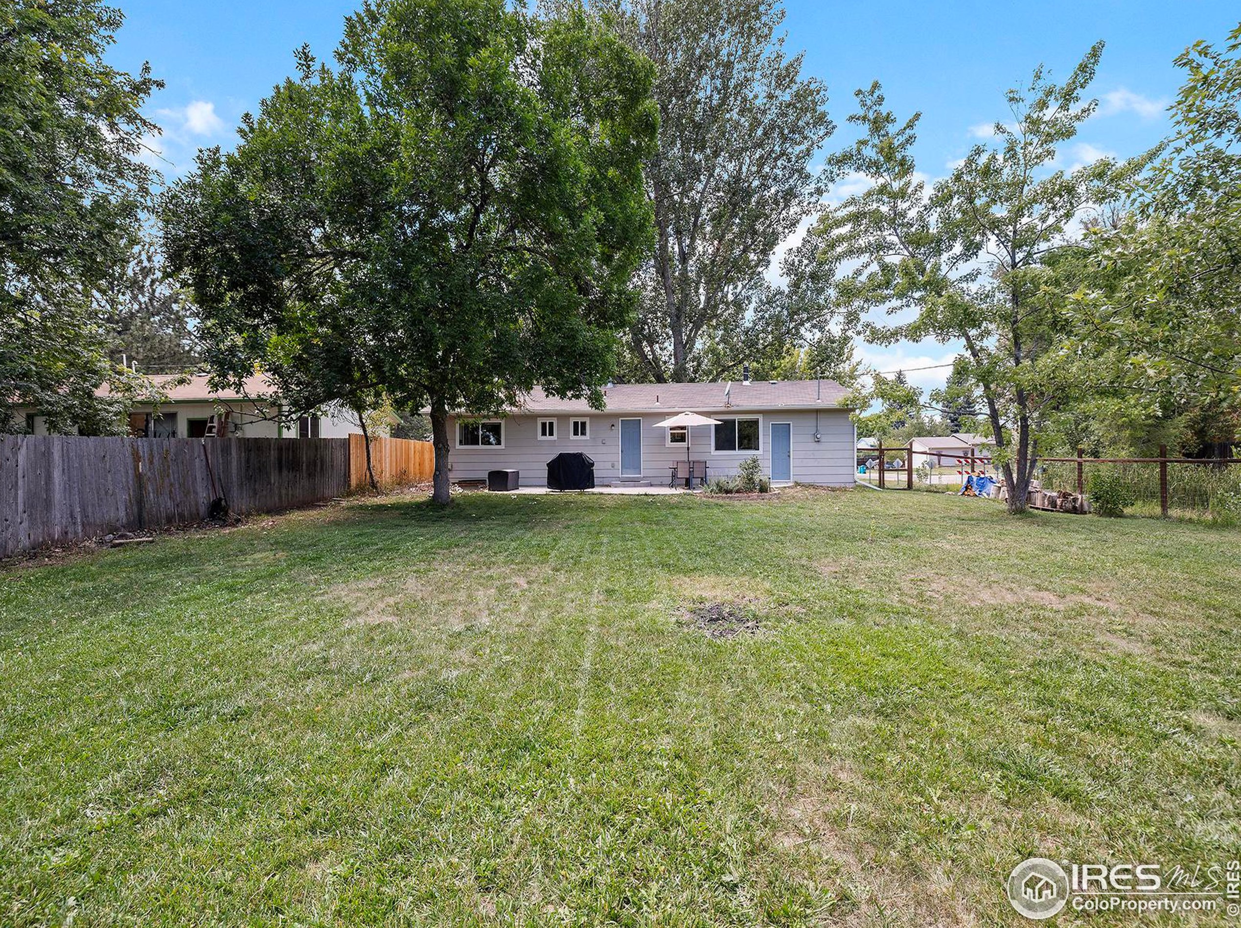 420 Impala Dr, Fort Collins CO  80521-1517 exterior
