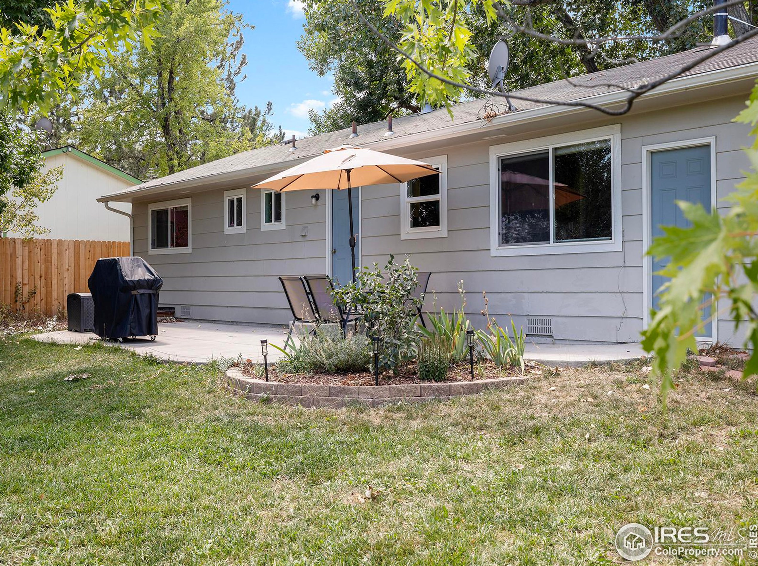 420 Impala Dr, Fort Collins CO  80521-1517 exterior