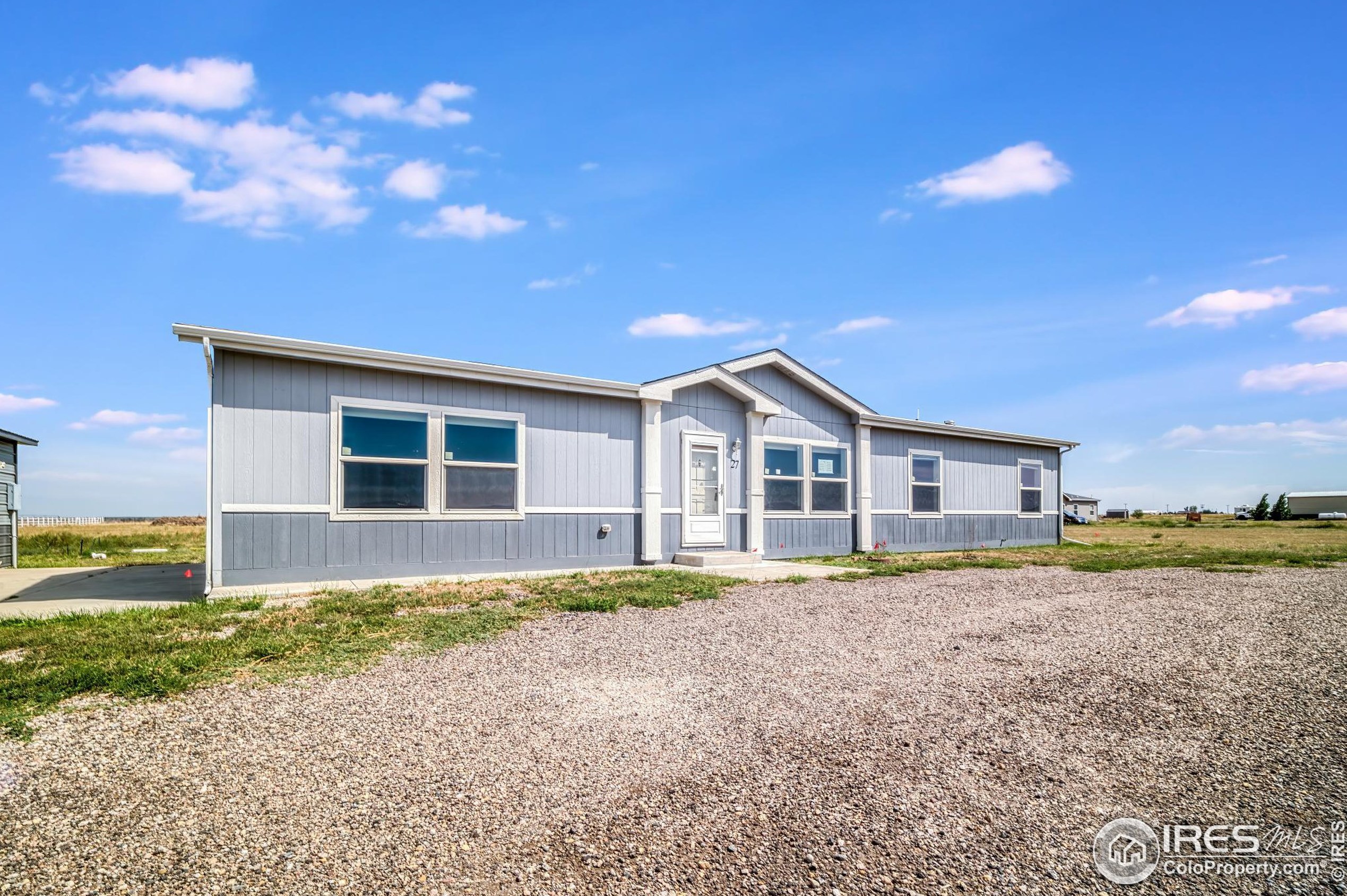 27 E Ranch Rd, Hoyt, CO 80654