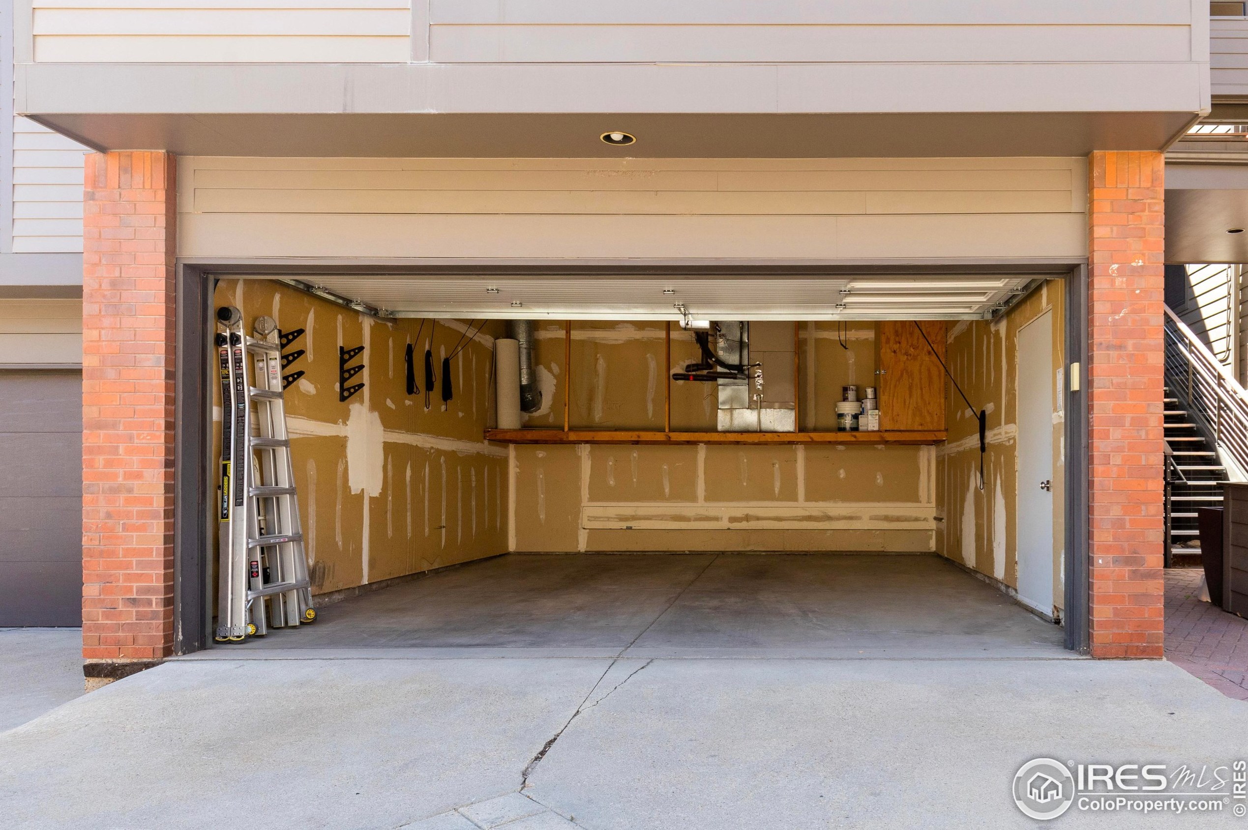 836 Walnut St, Boulder CO  80302-5099 exterior