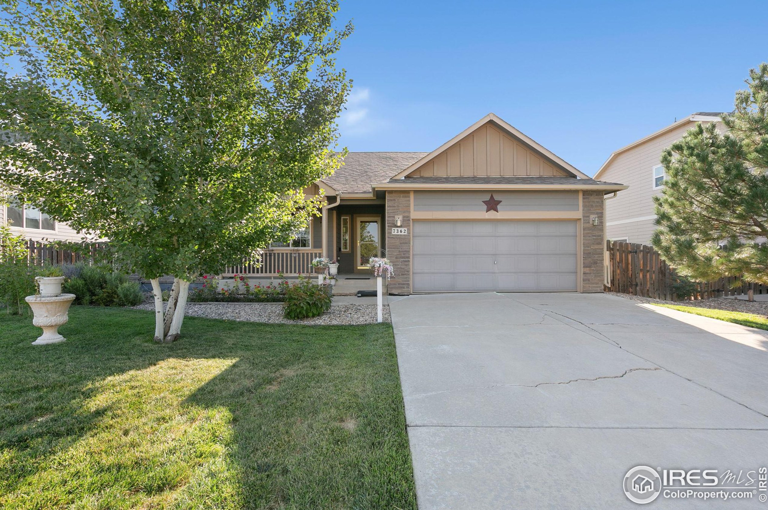 7362 Andover St, Wellington, CO 80549