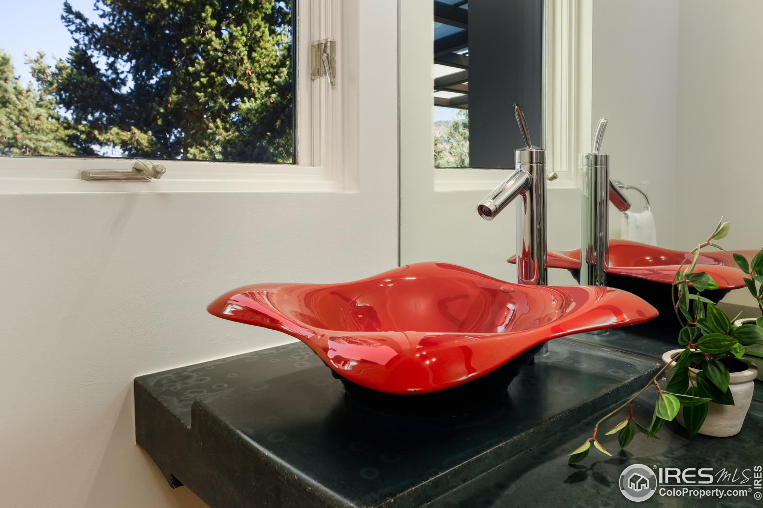 2035 Balsam Dr, Boulder CO exterior