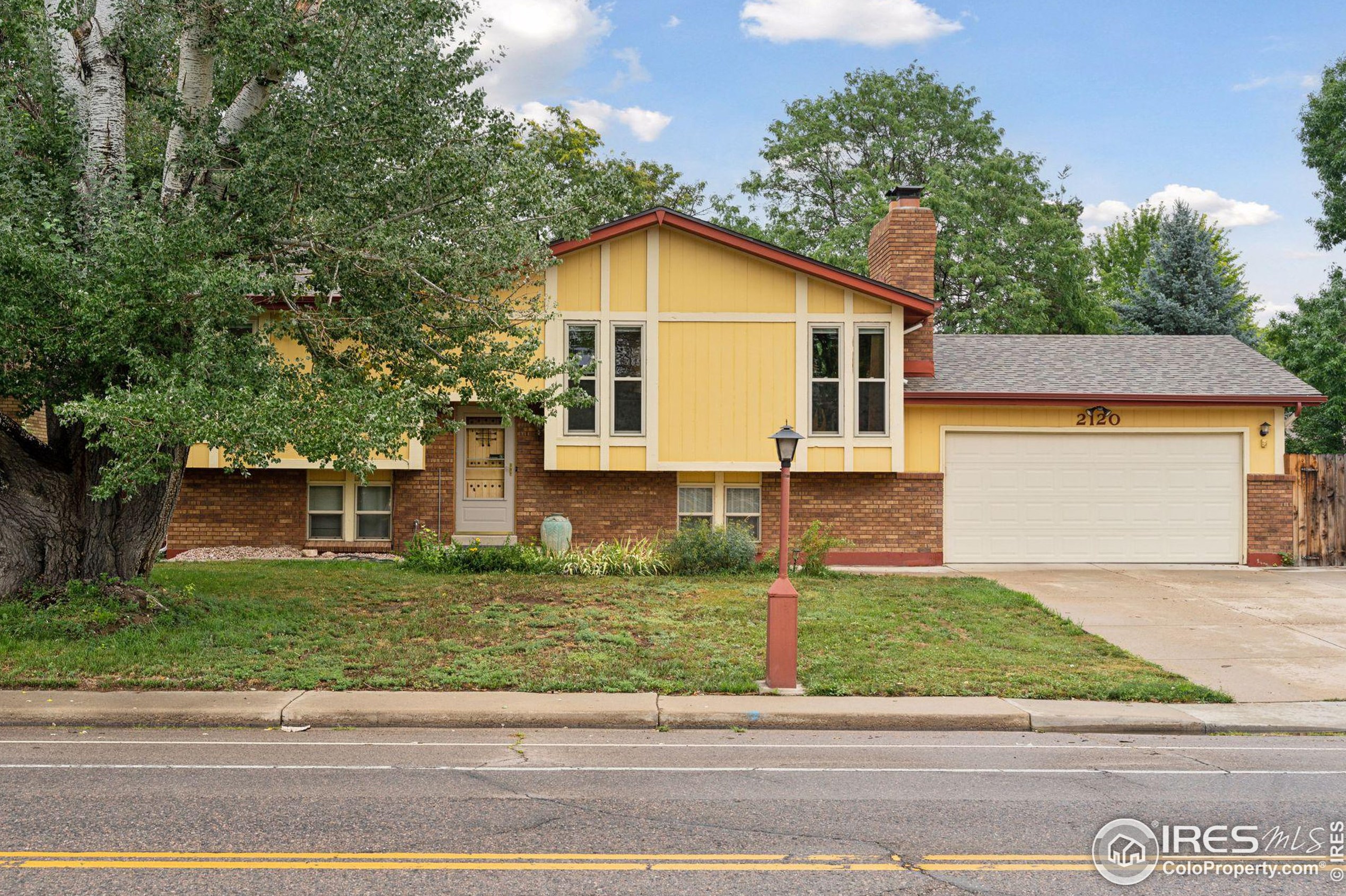 2120 Gay St, Longmont, CO 80501-1308