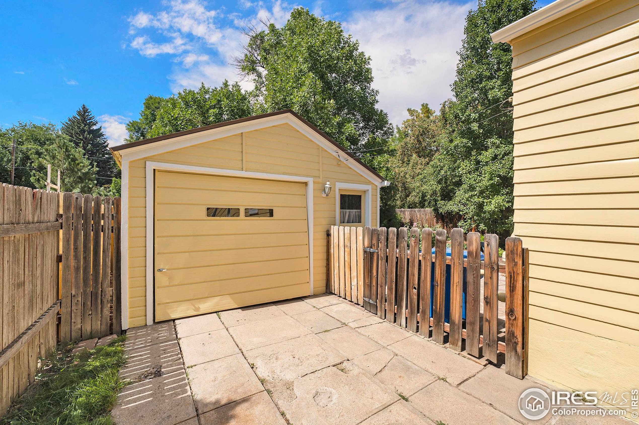 1119 Grant Ave, Loveland CO 80537-4765 exterior