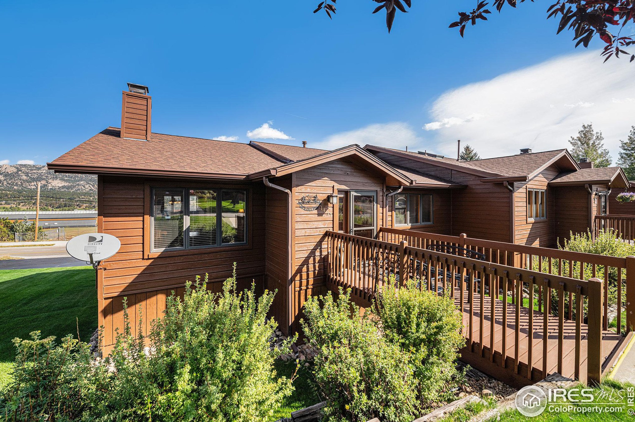 1437 Matthew Cir, Estes Park, CO 80517-7423
