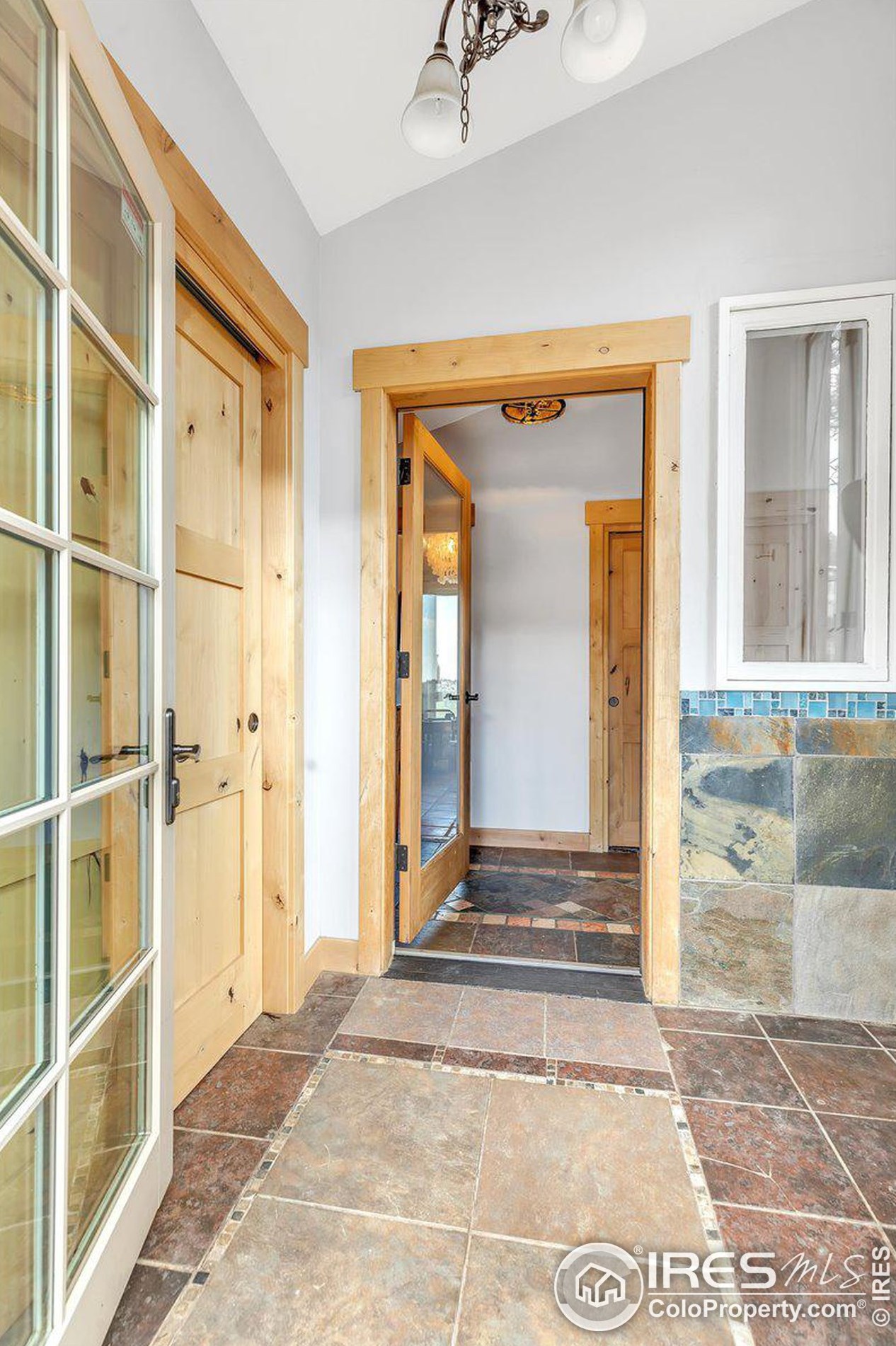 5220 Sunshine Cyn Dr, Boulder CO  80302-8753 exterior