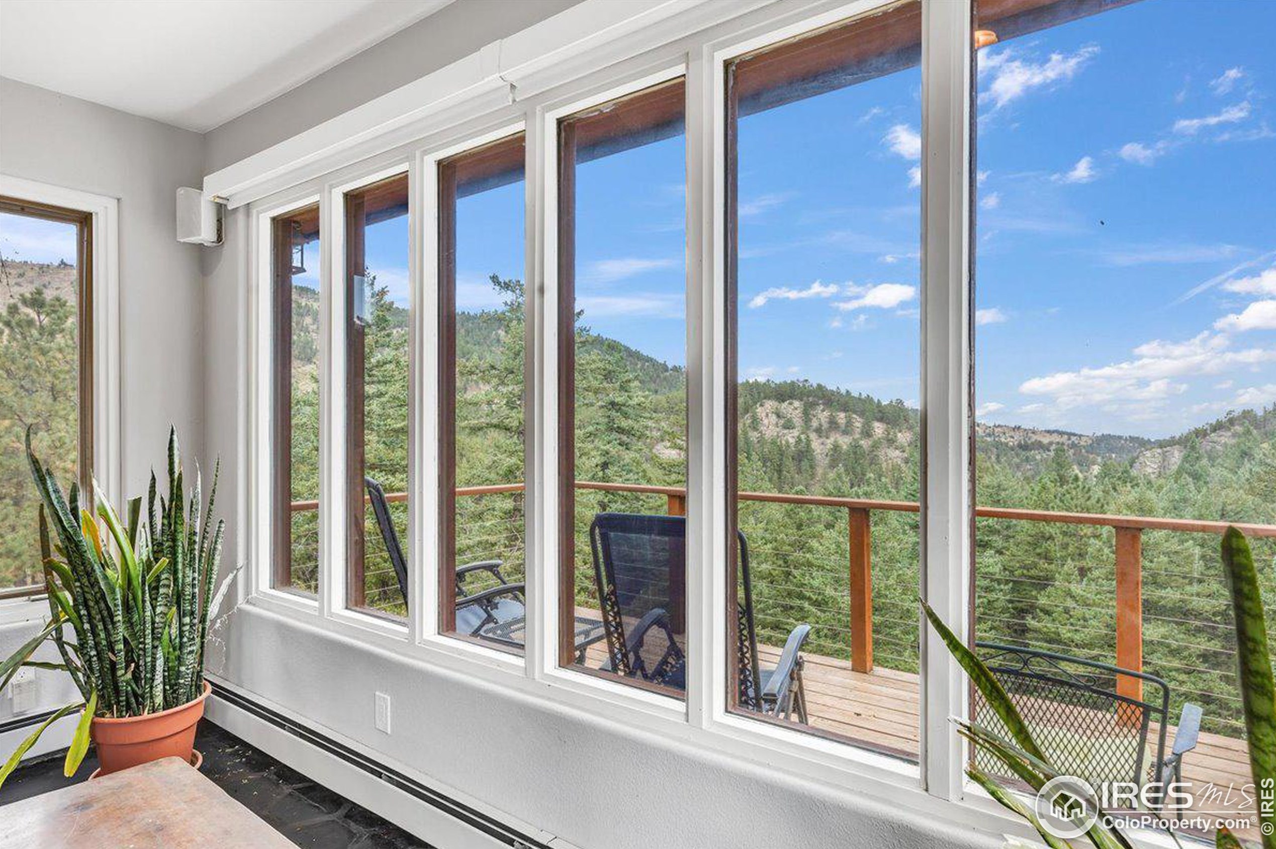 5220 Sunshine Cyn Dr, Boulder CO  80302-8753 exterior