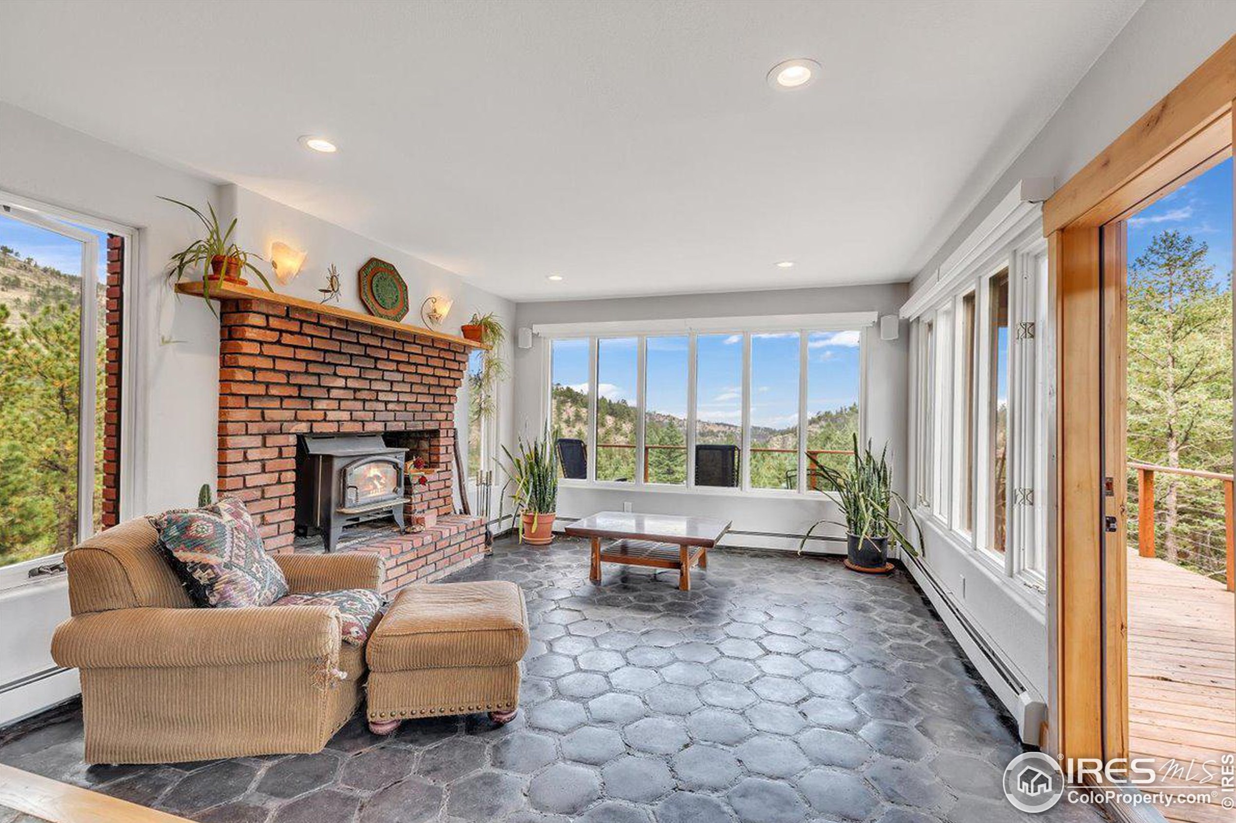 5220 Sunshine Cyn Dr, Boulder CO  80302-8753 exterior