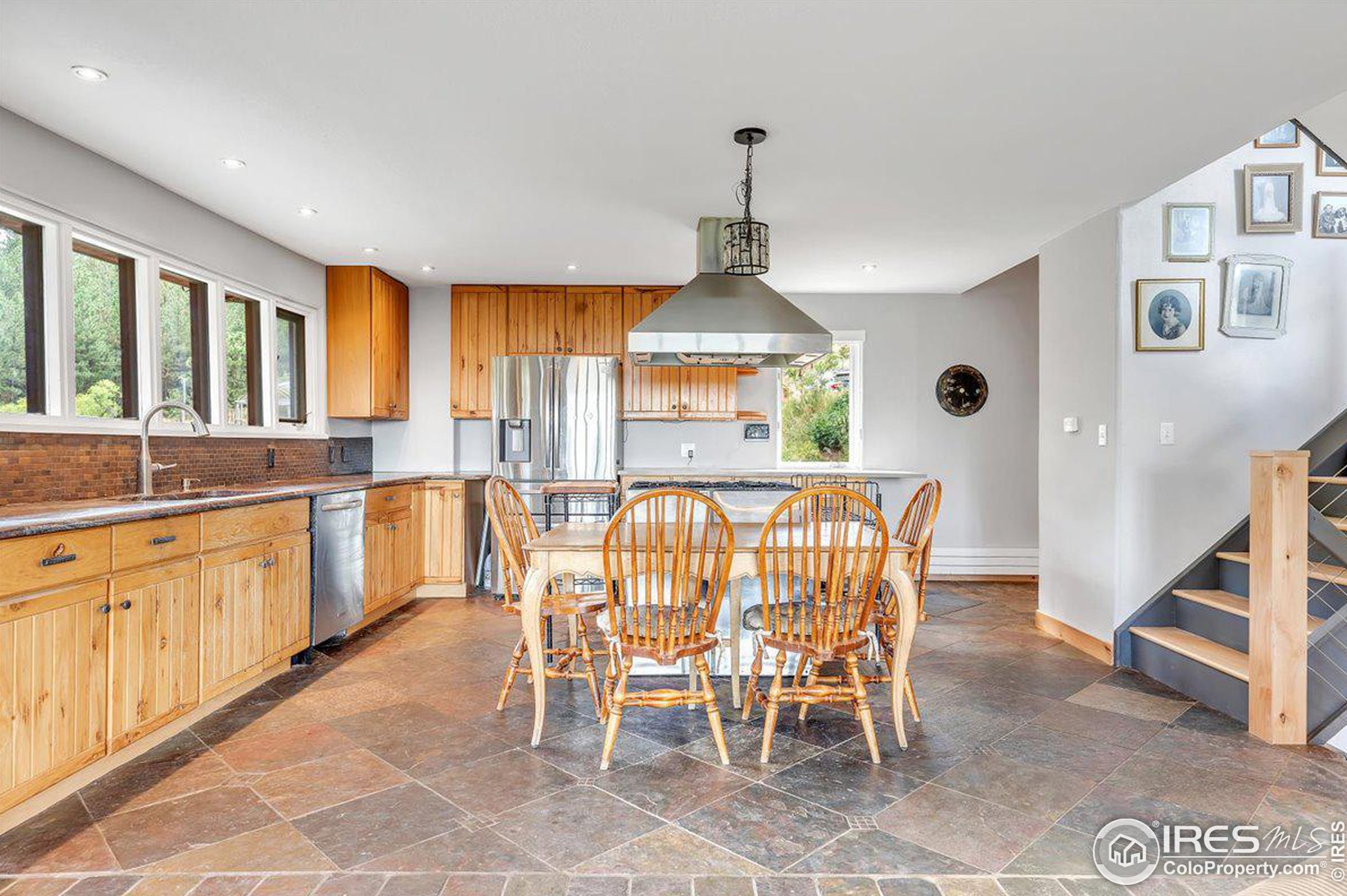 5220 Sunshine Cyn Dr, Boulder CO  80302-8753 exterior