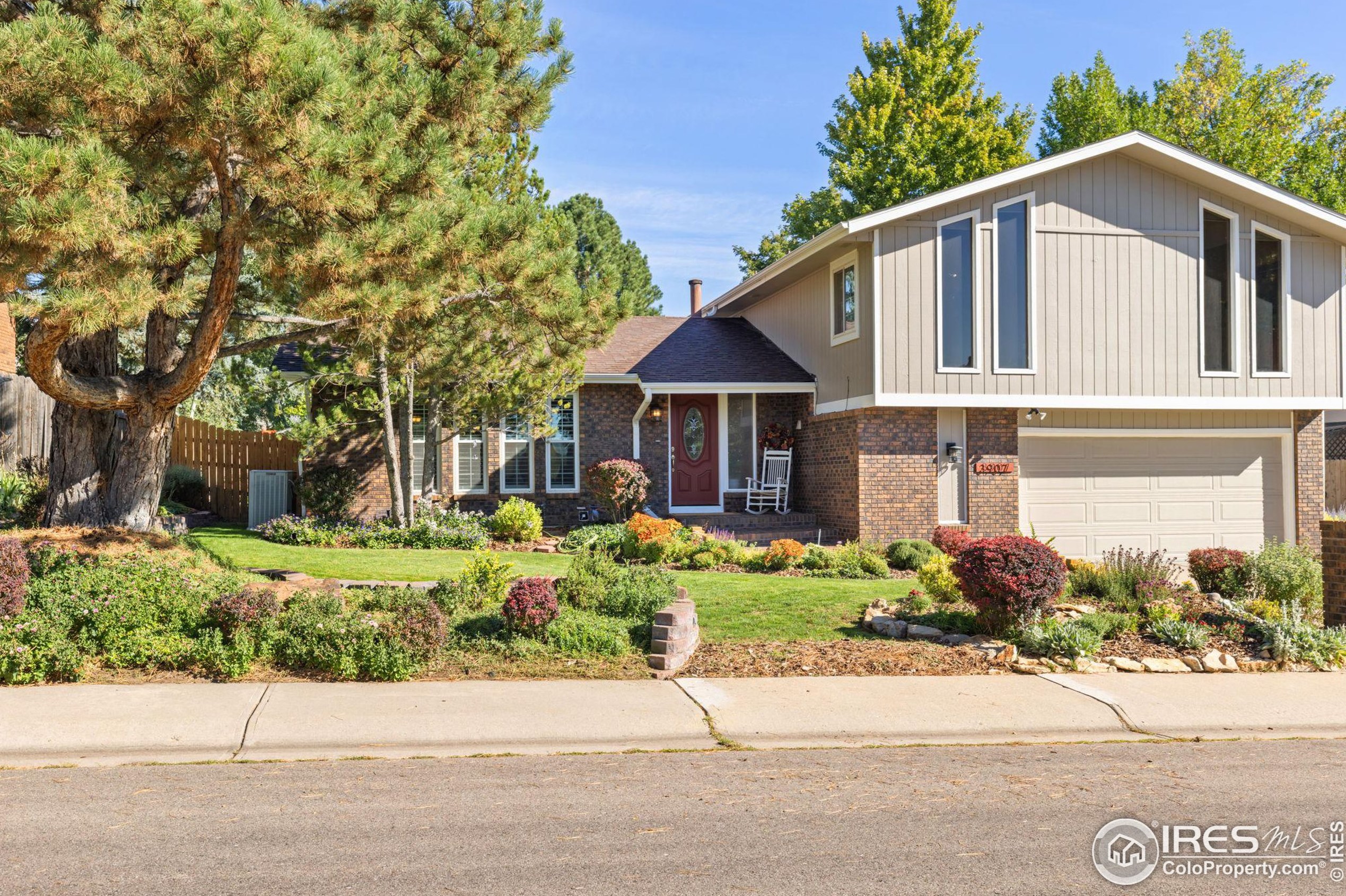 3907 22nd St, Greeley, CO 80634-3916