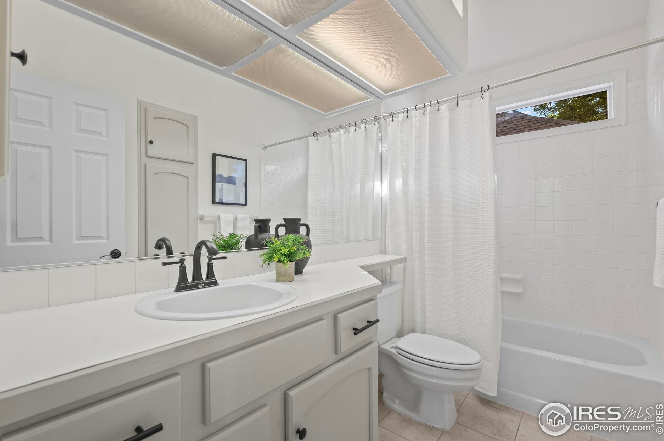 7321 Windsor Dr, Boulder CO 80301-3718 exterior