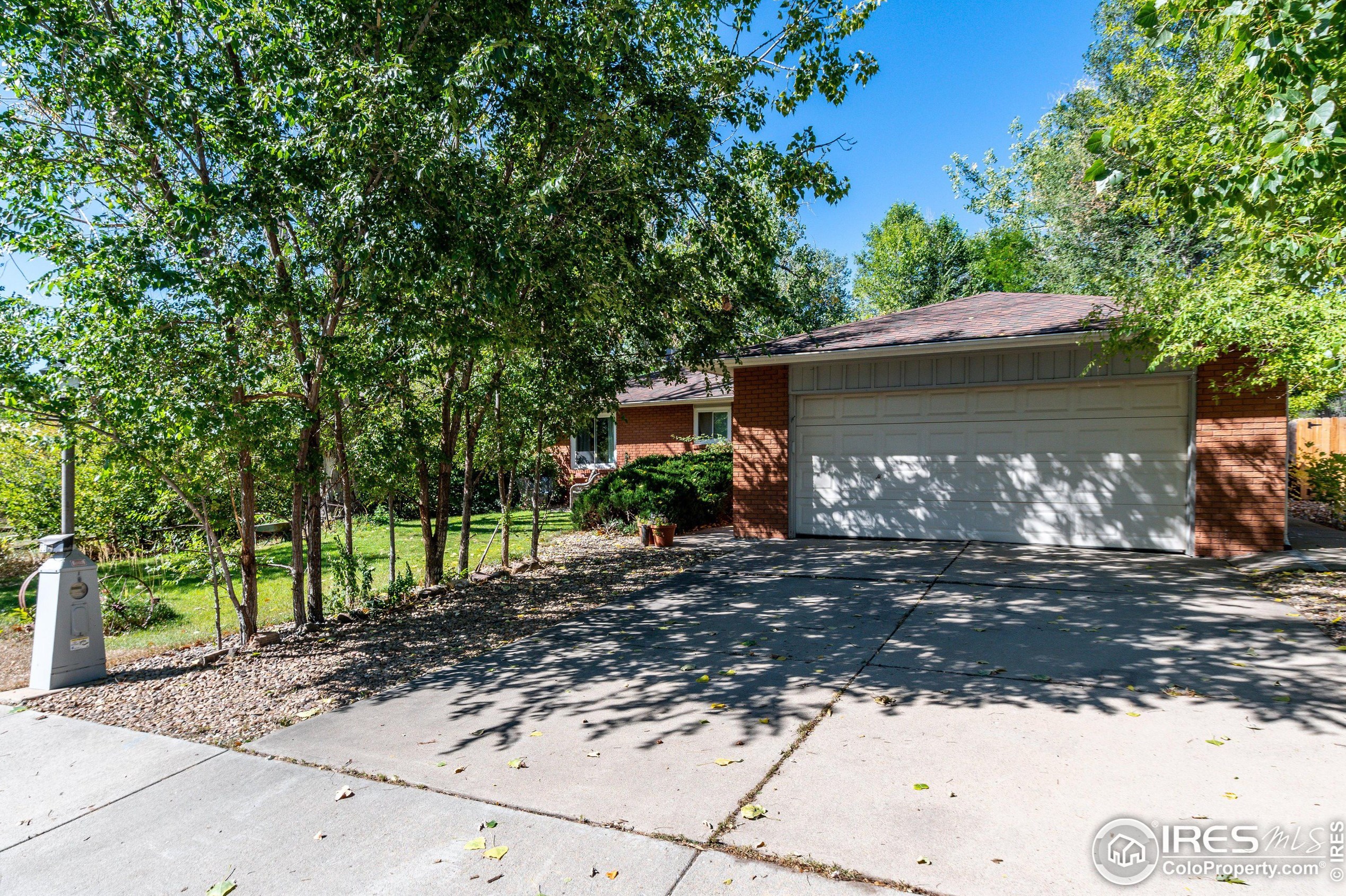 23 Durian Ct, Longmont, CO 80503