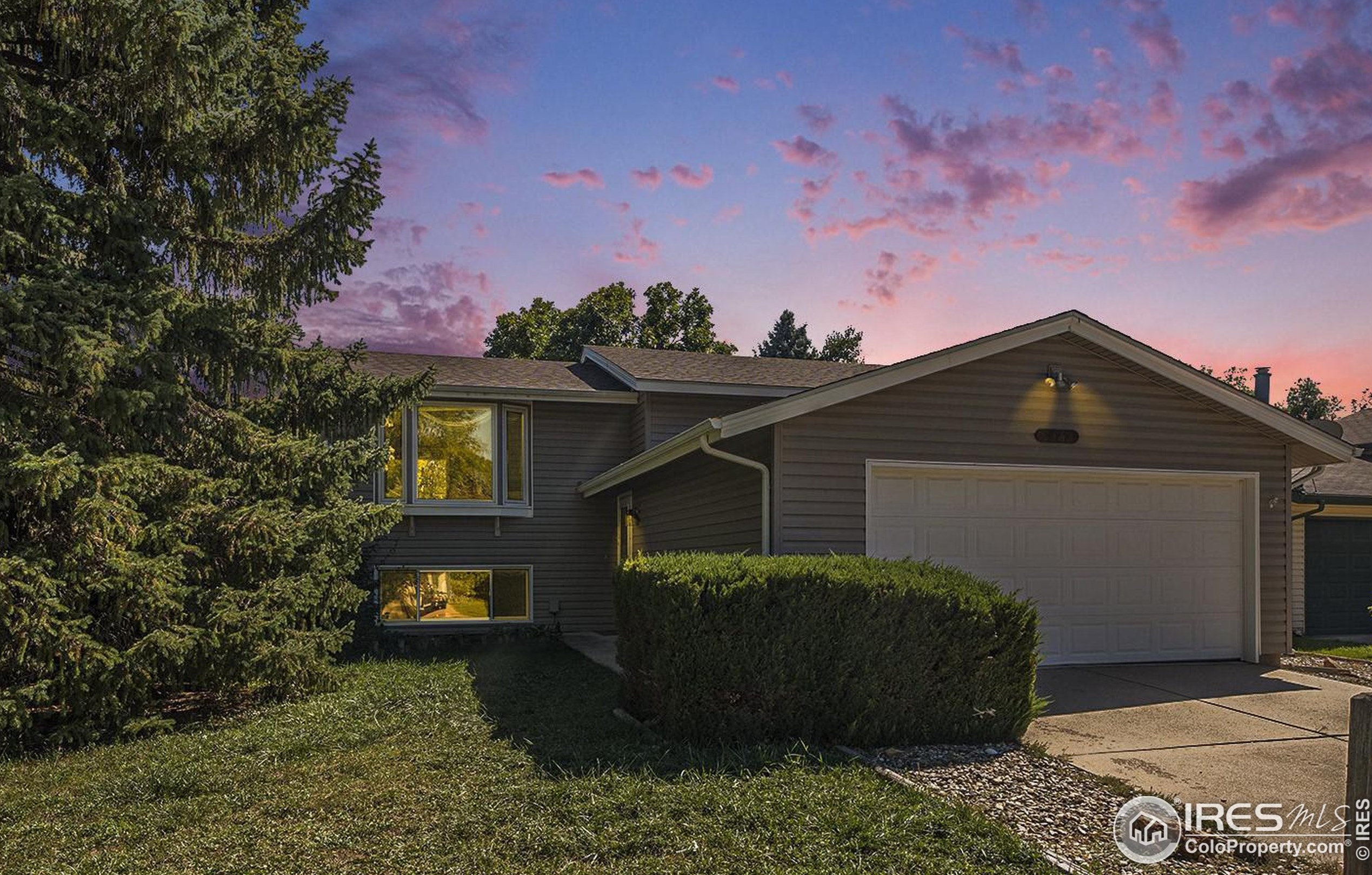 2468 Fleming Dr, Loveland, CO 80538-3058