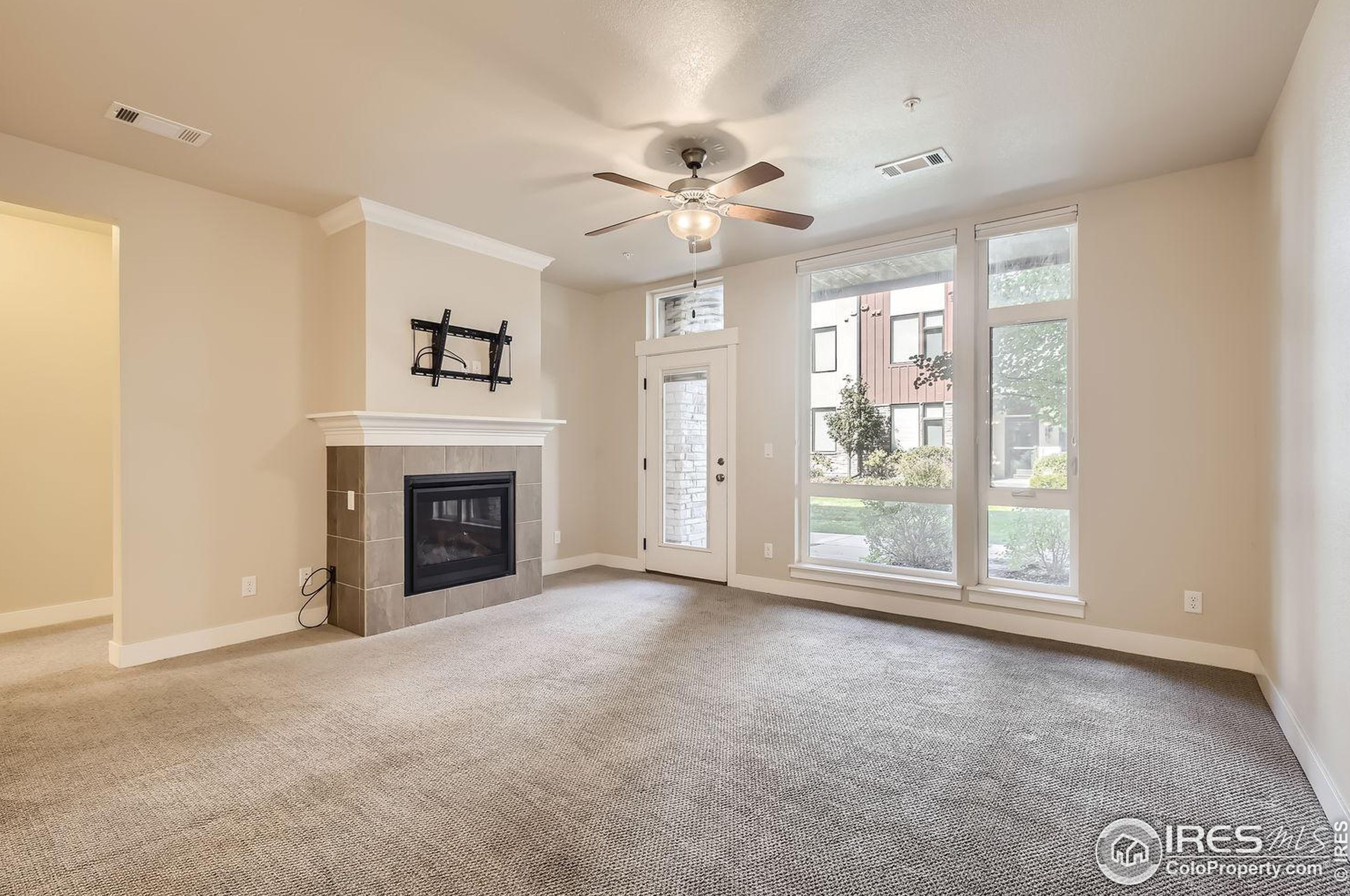 2727 Iowa Dr, Fort Collins, CO 80525-4707