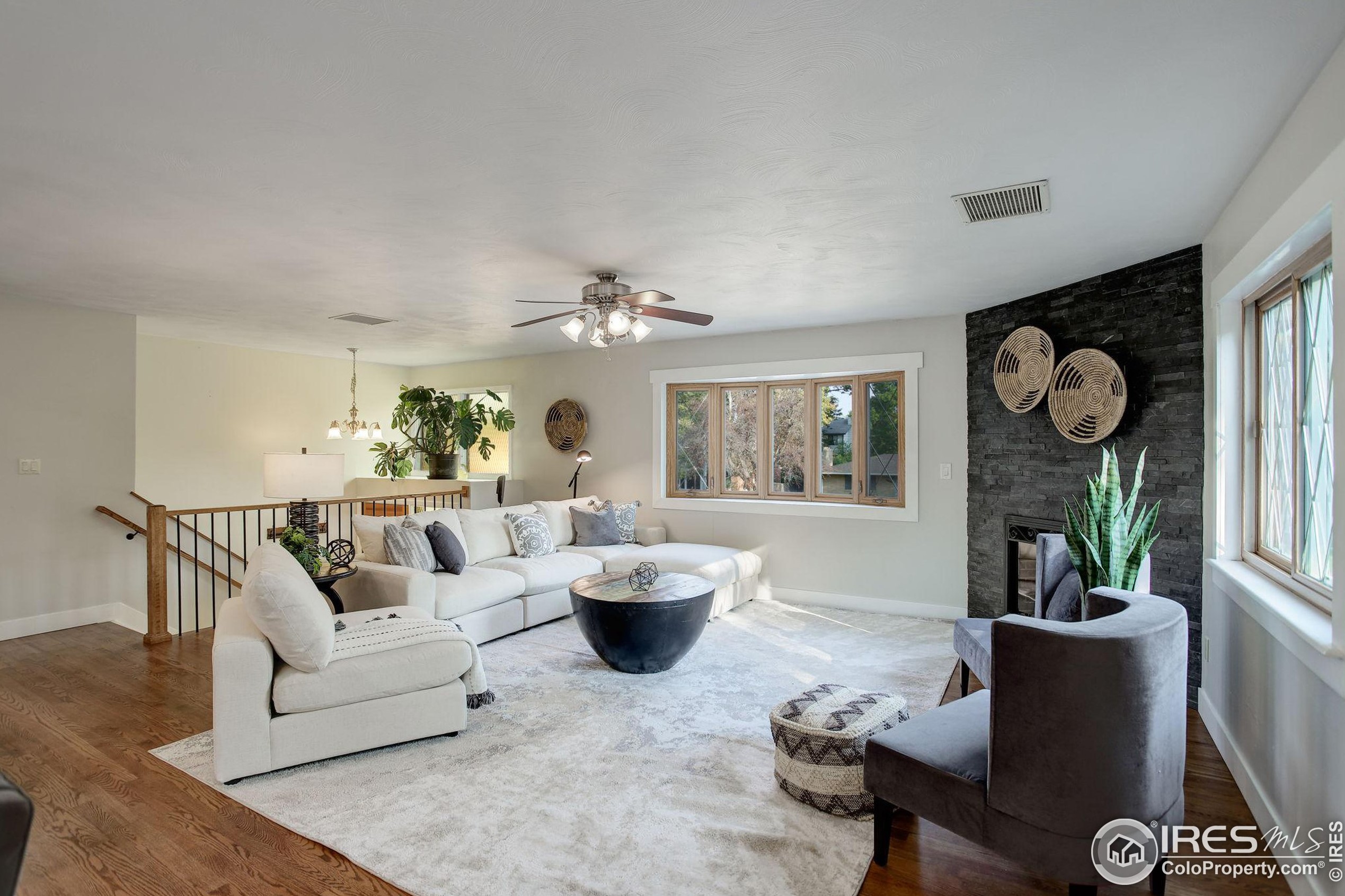 2823 Mtn Vw Ave, Longmont CO 80503-2312 exterior