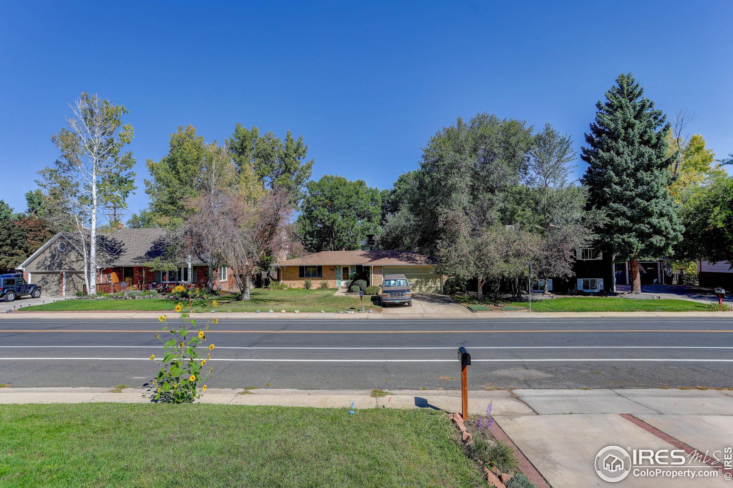 2823 Mtn Vw Ave, Longmont CO 80503-2312 exterior