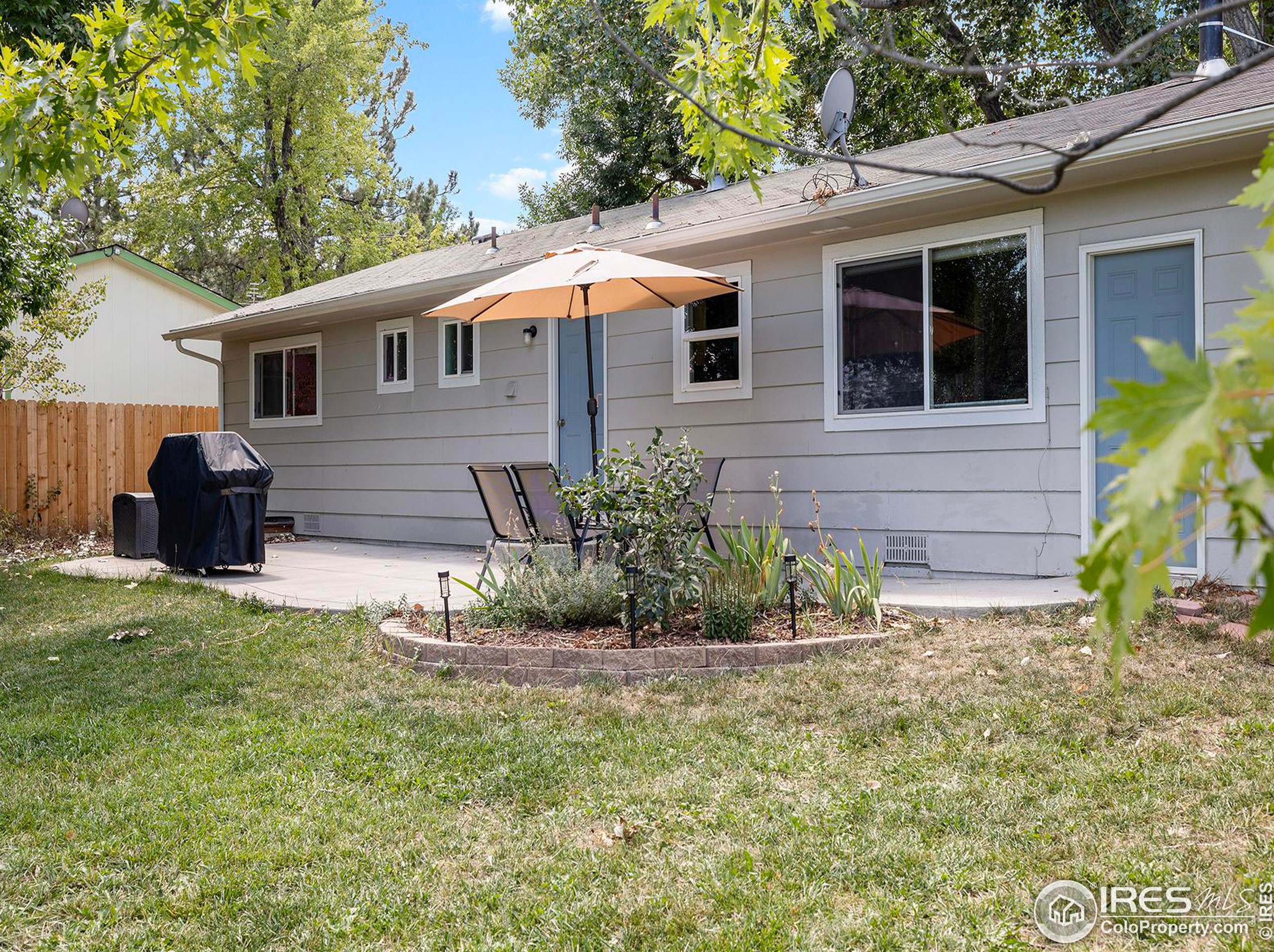 420 Impala Dr, Fort Collins CO  80521-1517 exterior