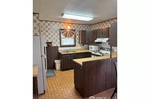 141 N Walker Ave, Haxtun, CO 80731 - Photo 4