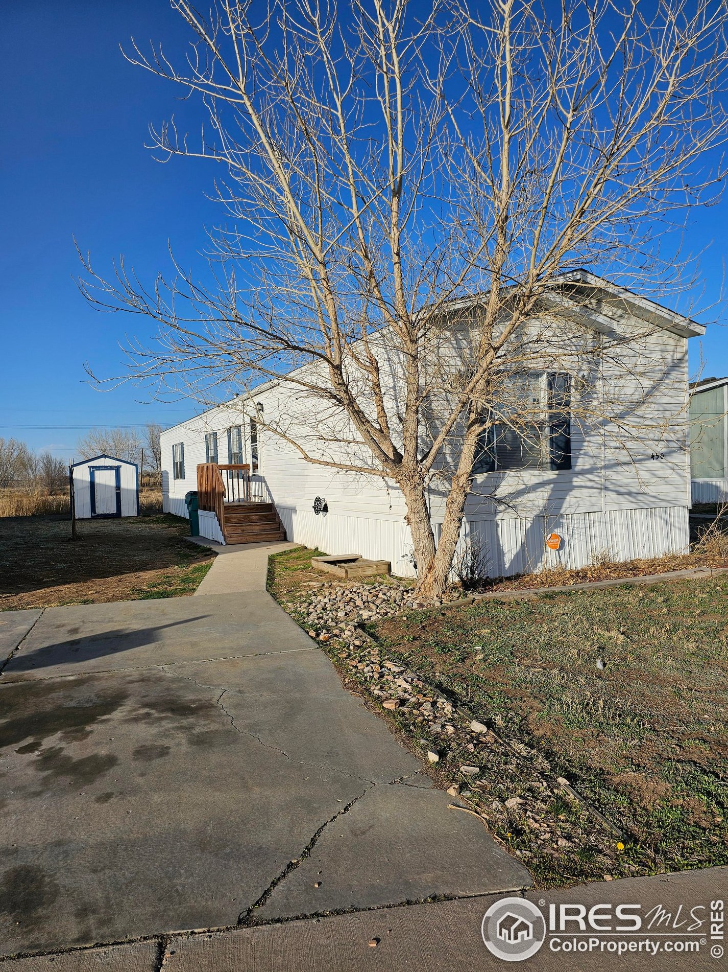 435 35th Ave, Greeley CO  80631-9447 exterior