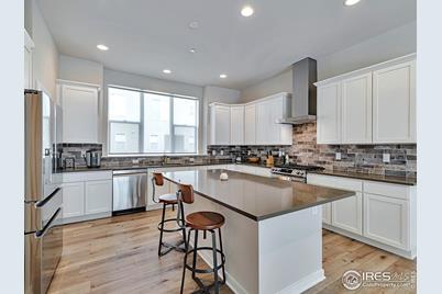 526 Meridian Ln - Photo 1