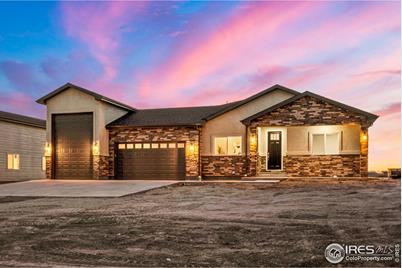 339 N Cedar St, Keenesburg, CO 80643 - Photo 1