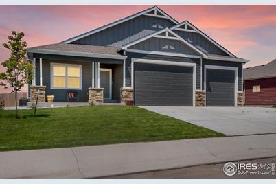 111 Seventh Ave, Wiggins, CO 80654 - Photo 1