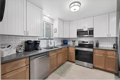 500 S Washington Drive #14A, Sarasota, FL 34236 - Photo 8