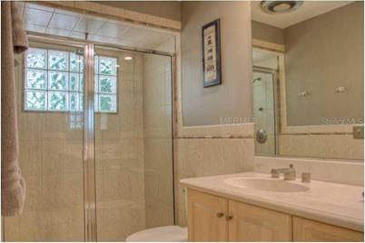 5519 Azure Way, Sarasota, FL 34242 - Photo 20