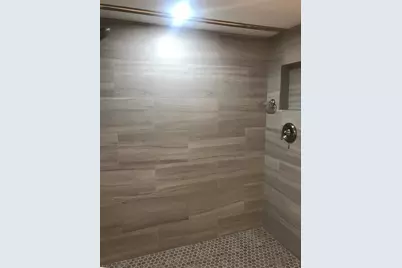 800 Benjamin Franklin Drive #704, Sarasota, FL 34236 - Photo 16